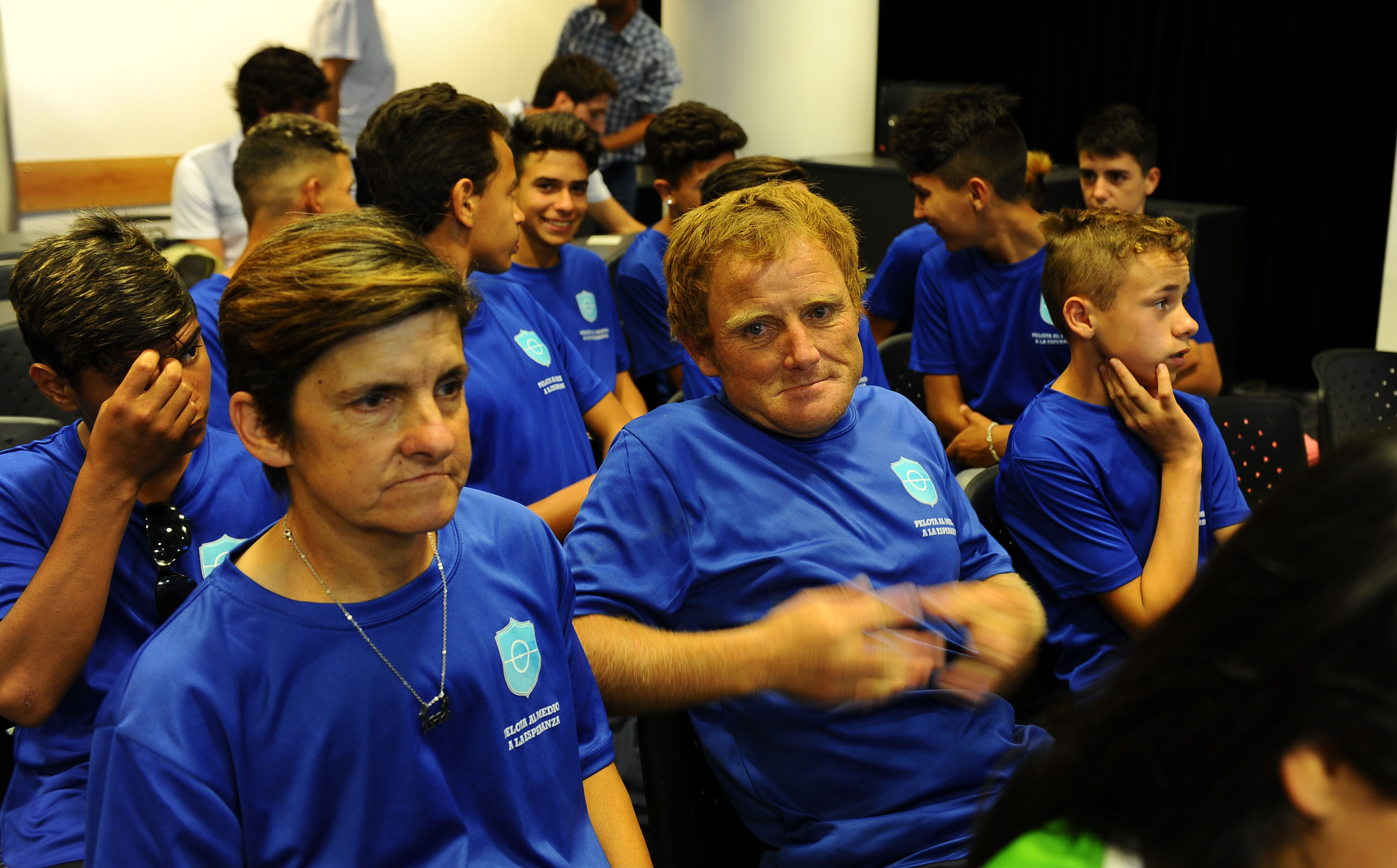Programa Pelota al Medio a la Esperanza premió a jóvenes como promotores de convivencia