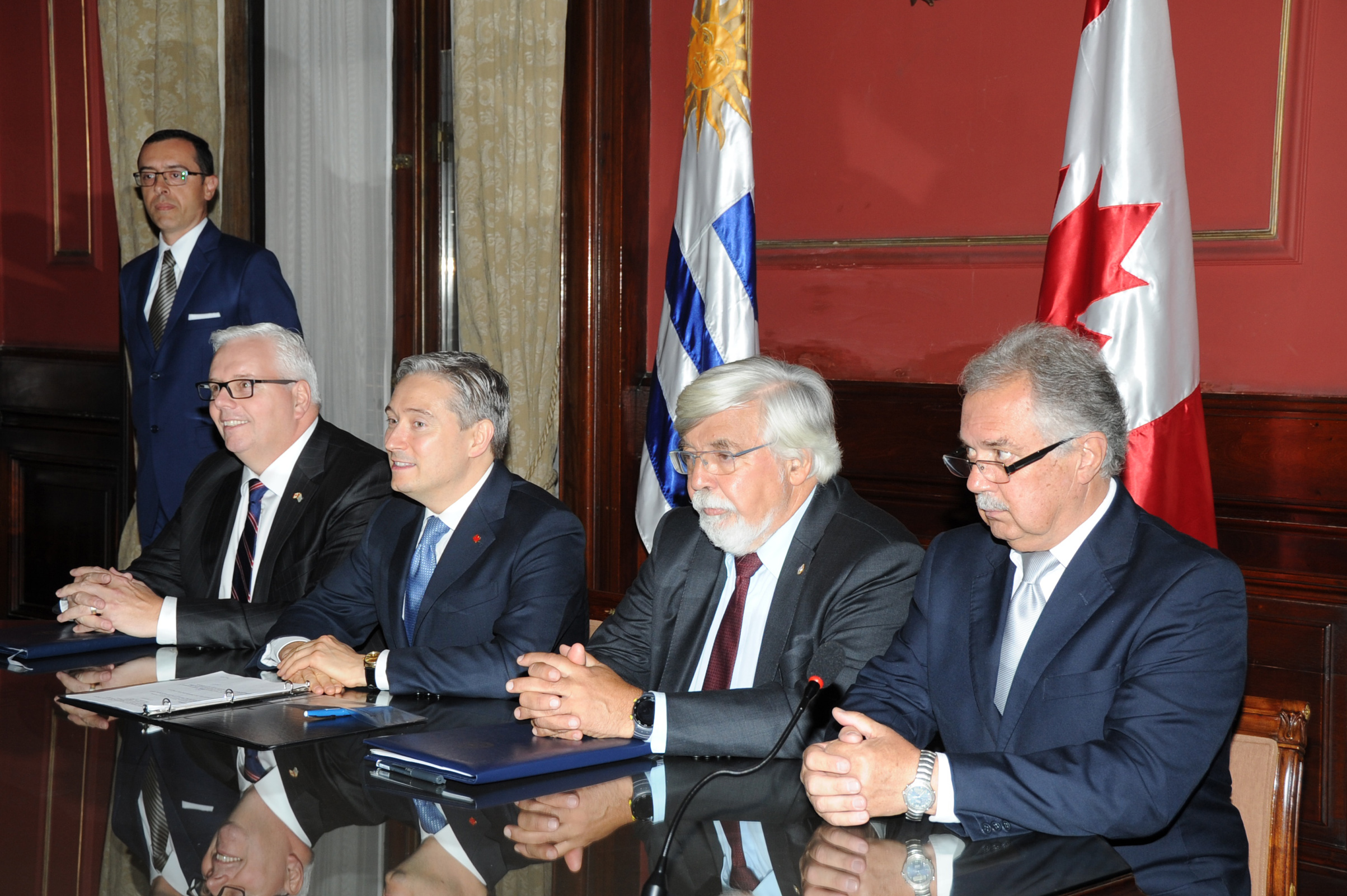 François Philippe Champagne, Eduardo Bonomi y Jorge Menéndez