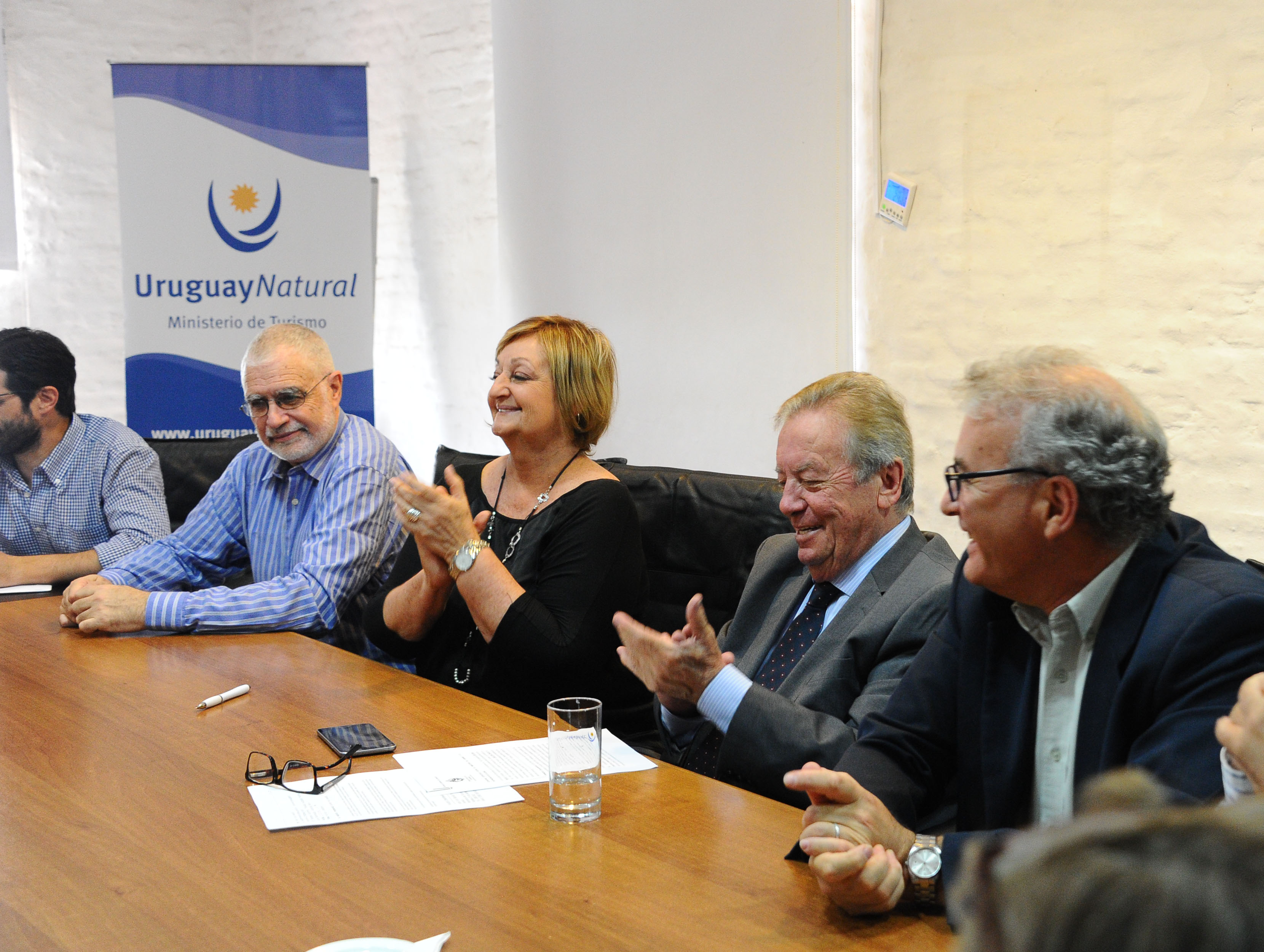 Ministerio de Turismo e Intendencia de Colonia suscribieron acuerdo sobre Centro de Bienvenida, Interpretación y Turismo