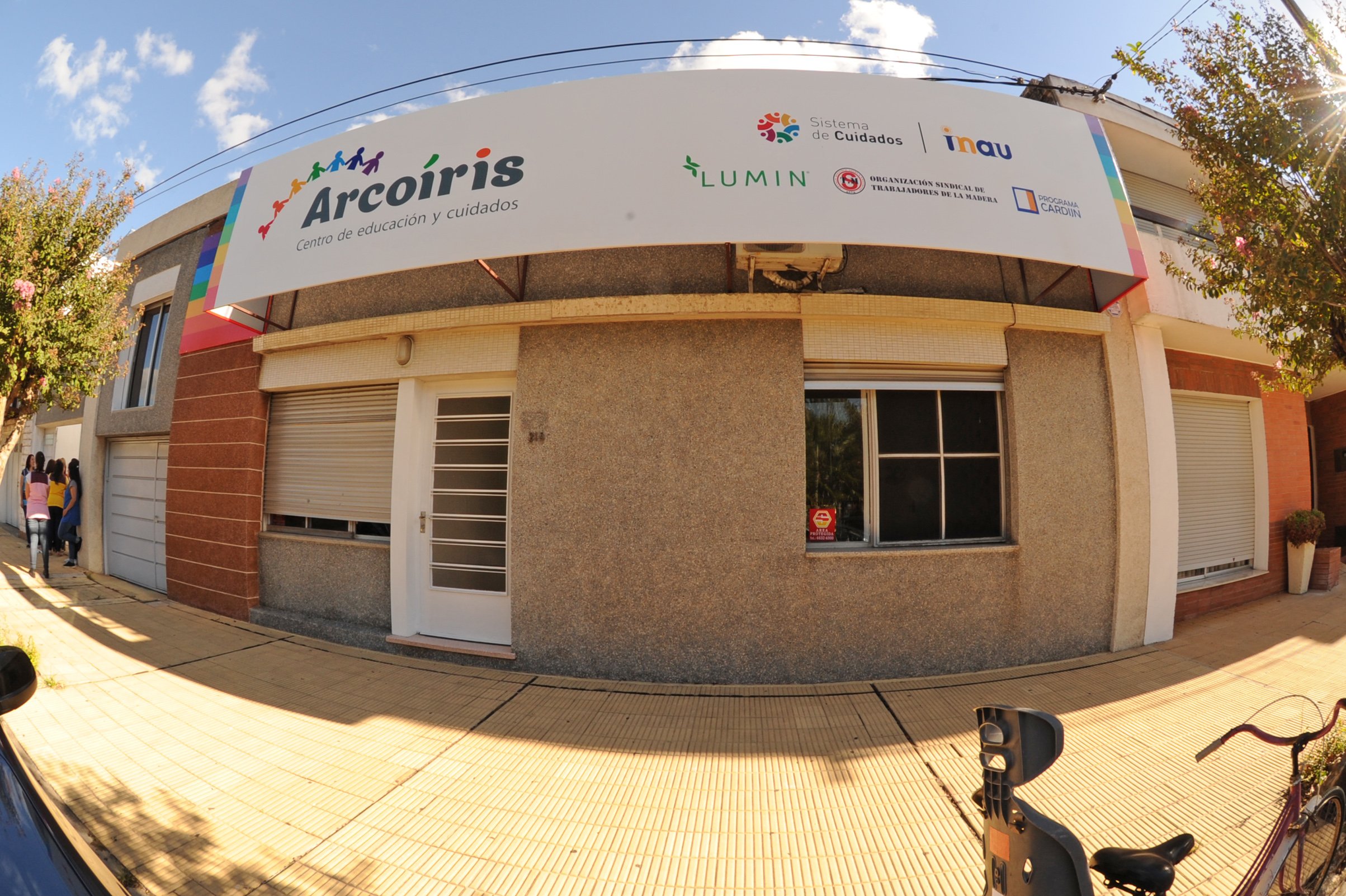 Inauguración centro de atención para 60 hijos de trabajadores en Tacuarembó