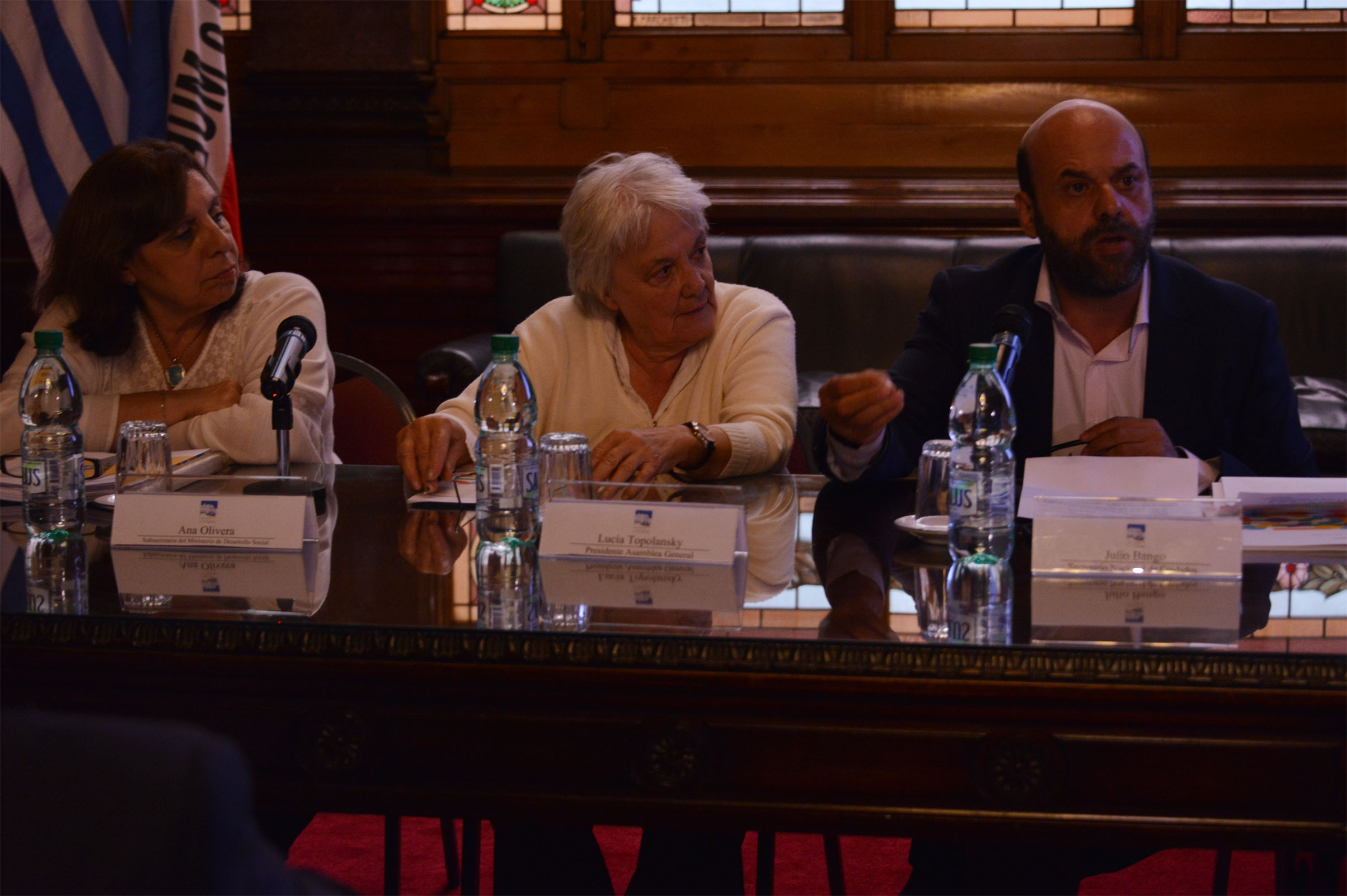 Ana Olivera, Lucía Topolansky y Julio Bango