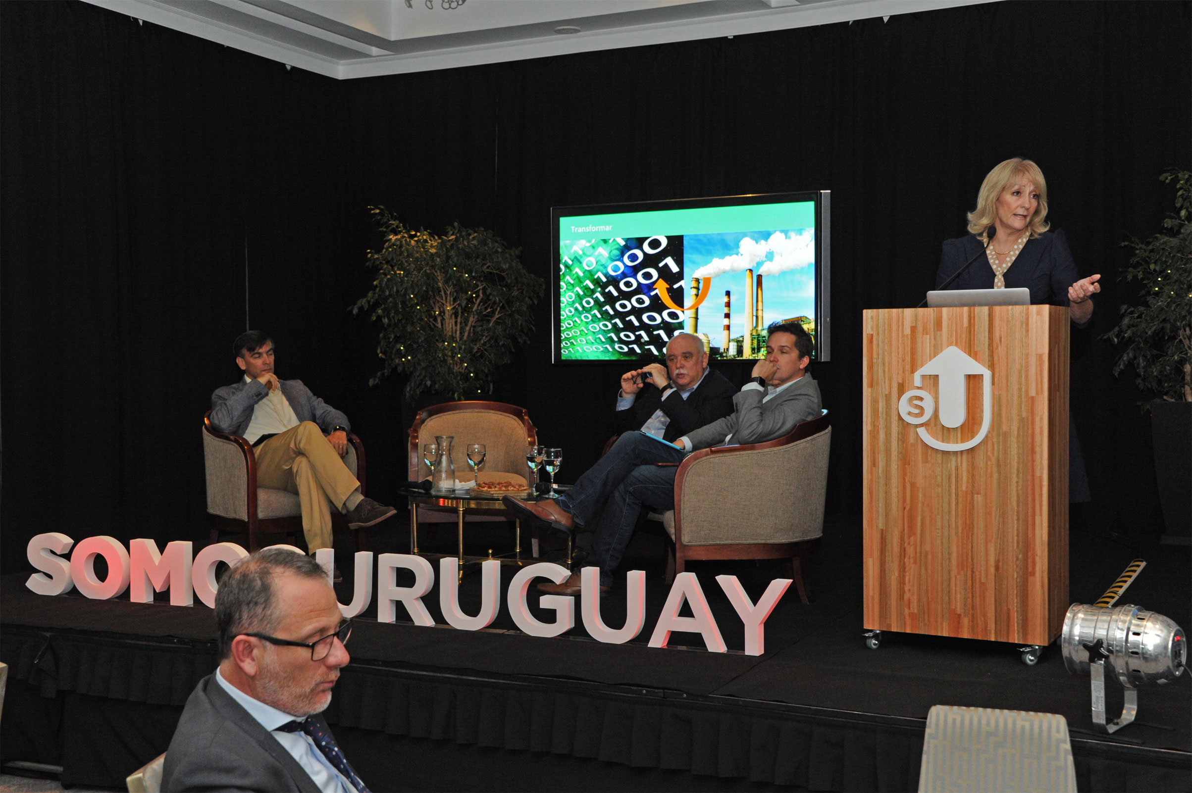 Carolina Cosse expone en Somos Uruguay