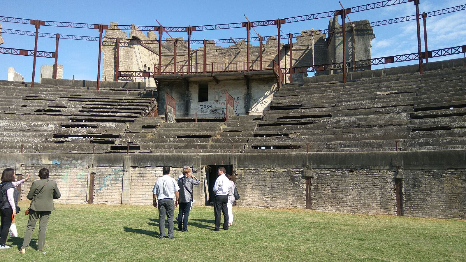 Delegación internacional del BID en la Plaza de Toros Real de San Carlos