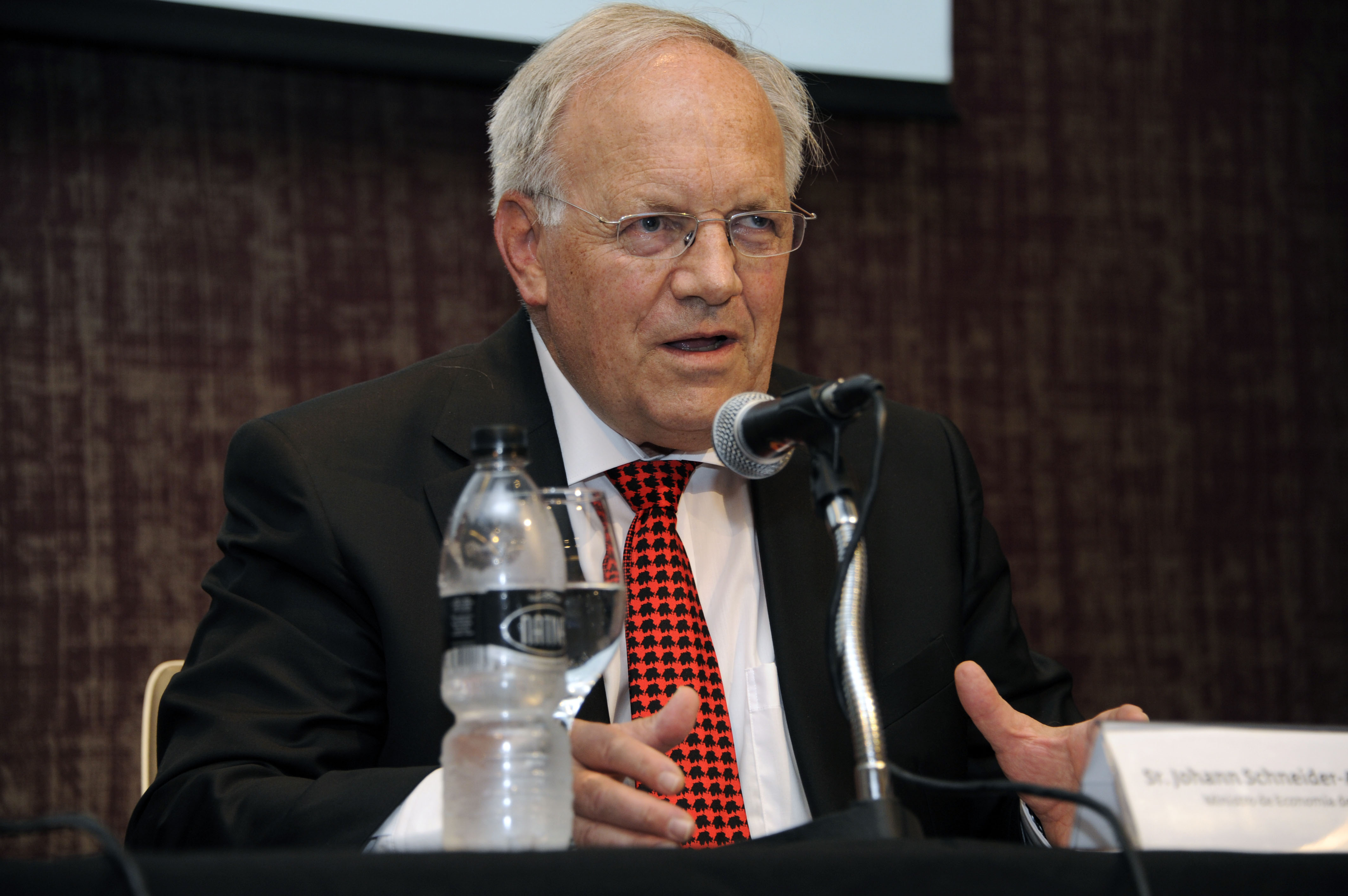 Ministro de Economía suizo, Johann Schneider-Ammann