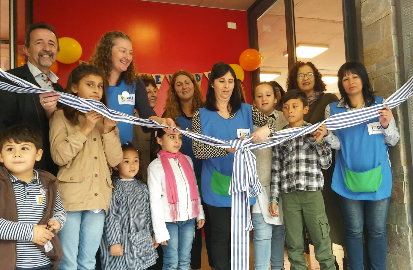 Autoridades nacionales, departamentales, niños y familias inauguraron el renovado Centro de Atención a la Primera Infancia (CAPI) Las Piedras