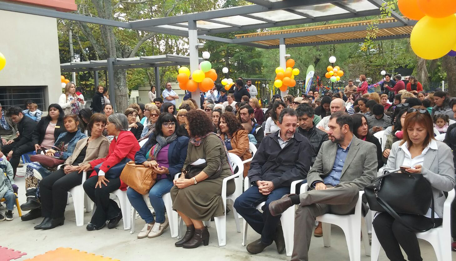 Autoridades nacionales, departamentales, niños y familias inauguraron el renovado Centro de Atención a la Primera Infancia (CAPI) Las Piedras