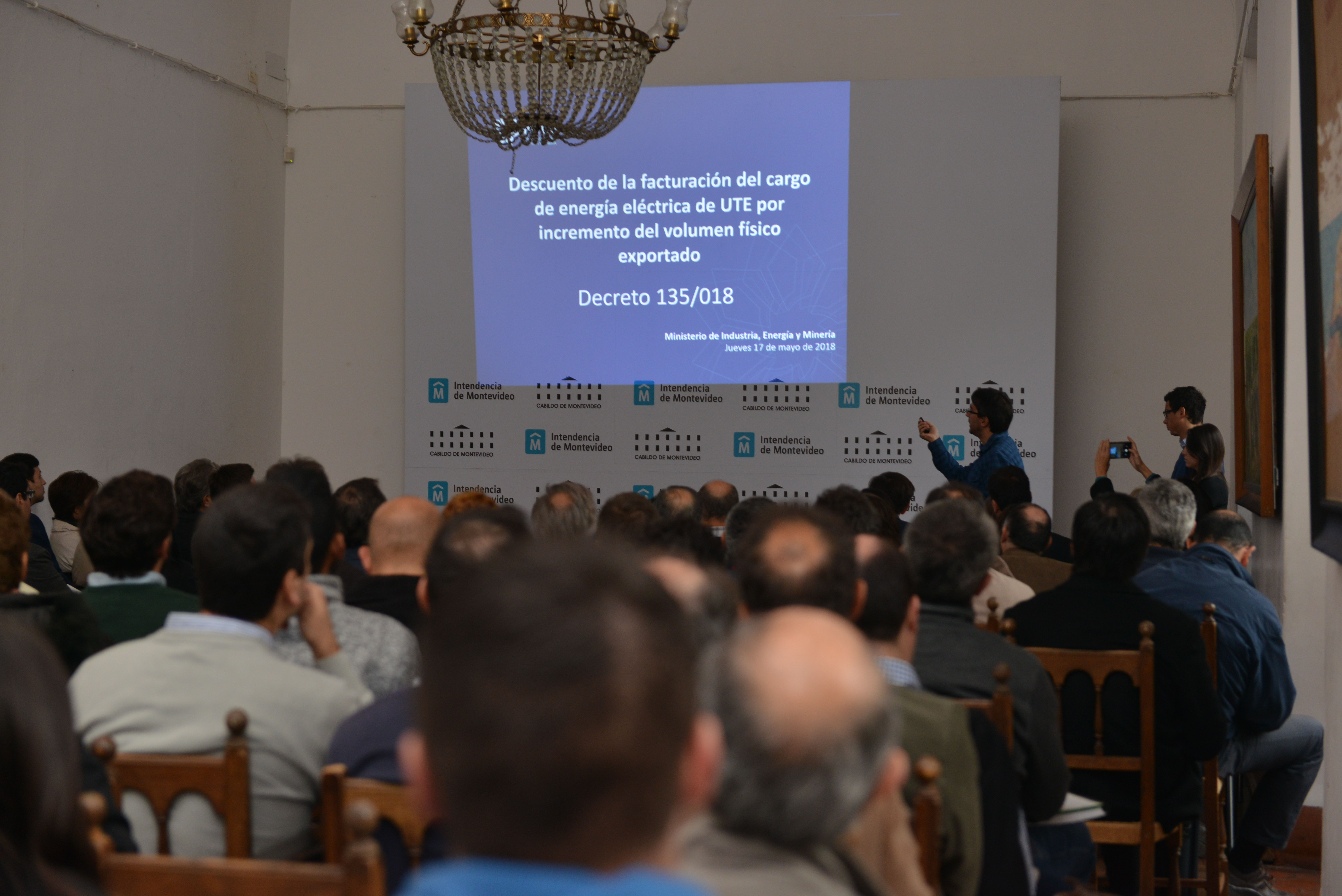 Presentación de beneficio para industria exportadora