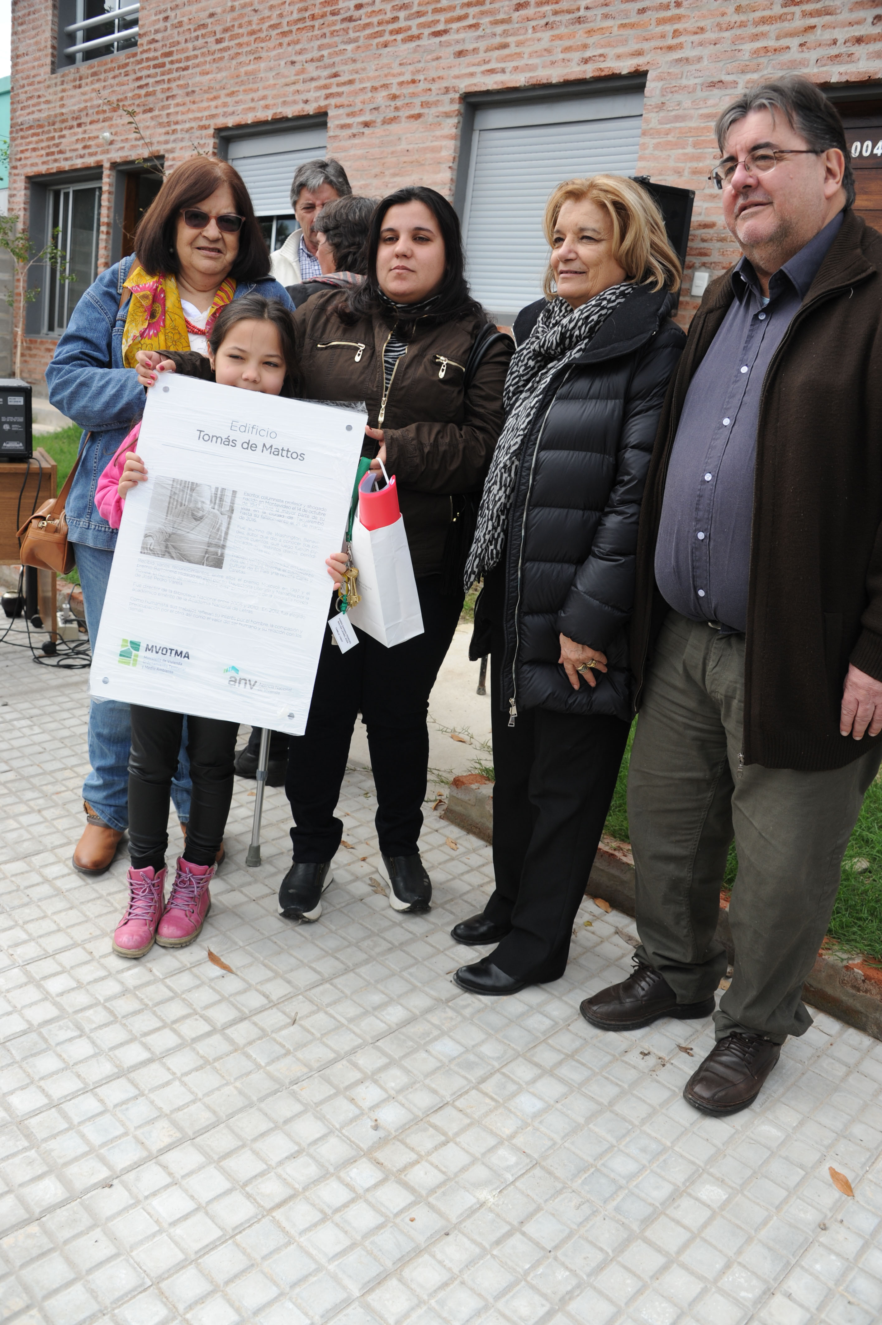 Inauguración del complejo habitacional Tomás de Mattos, en Tacuarembó