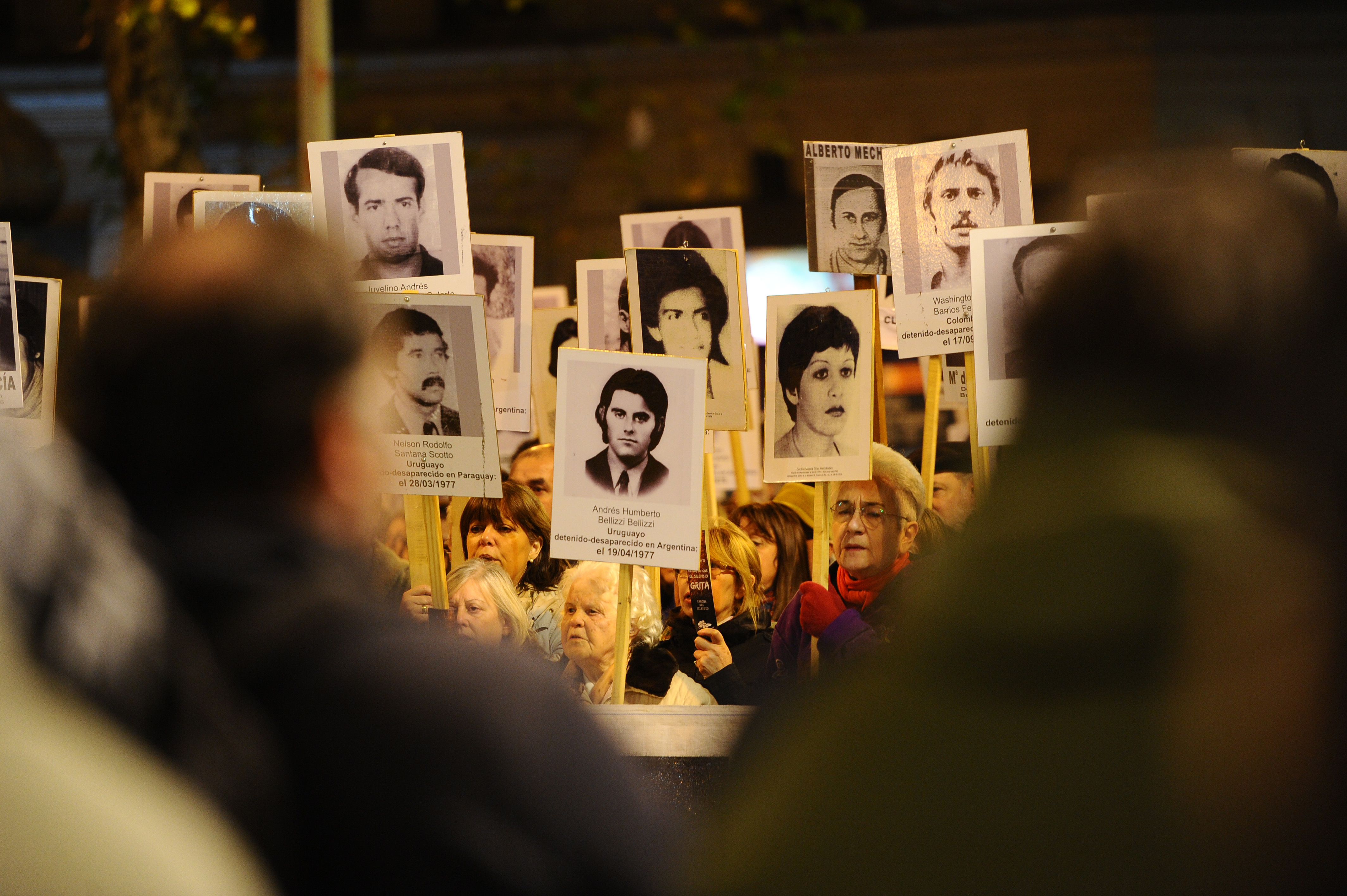 Con la consigna “Impunidad: Responsabilidad del Estado, ayer y hoy”, los uruguayos participaron de una nueva Marcha del Silencio