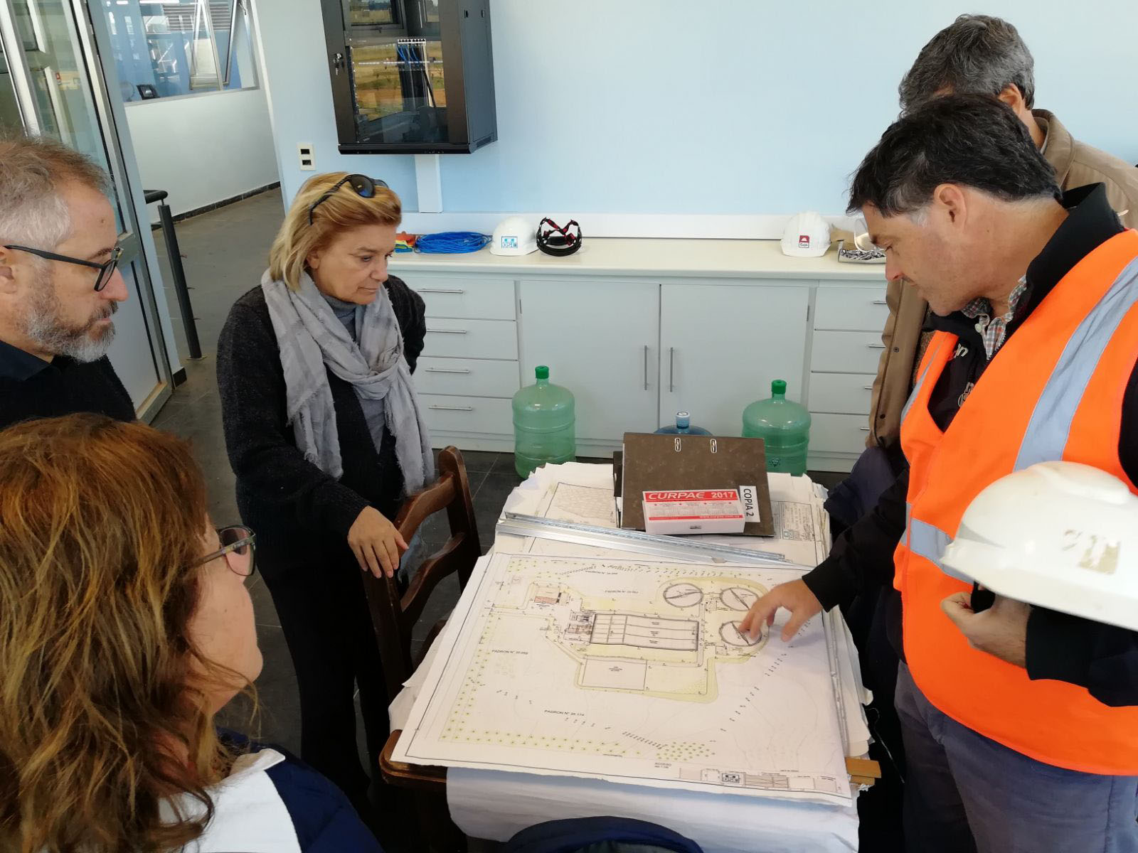 Eneida de León, en planta de OSE en Salto