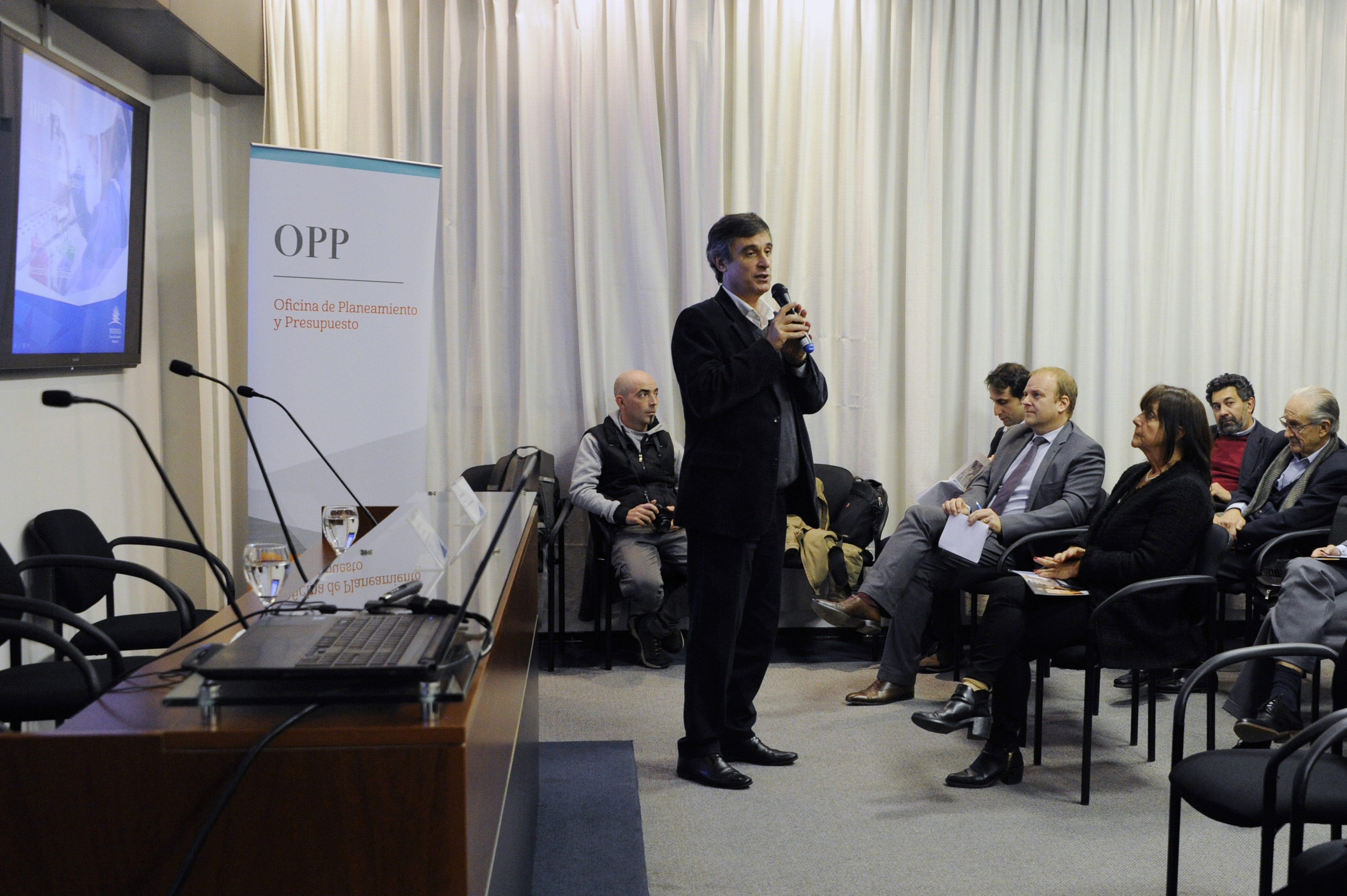 Director de la Oficina de Planeamiento y Presupuesto (OPP), Álvaro García