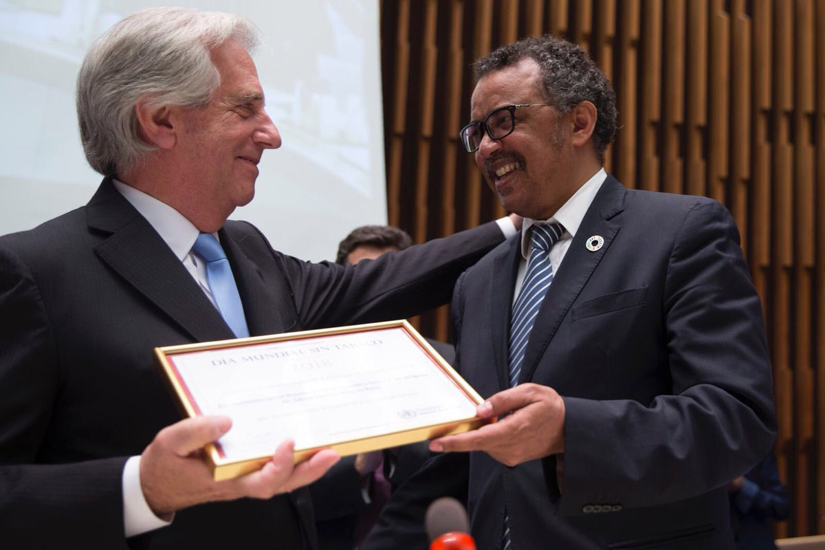 Presidente Tabaré Vázquez recibió reconocimiento de Organización Mundial de la Salud