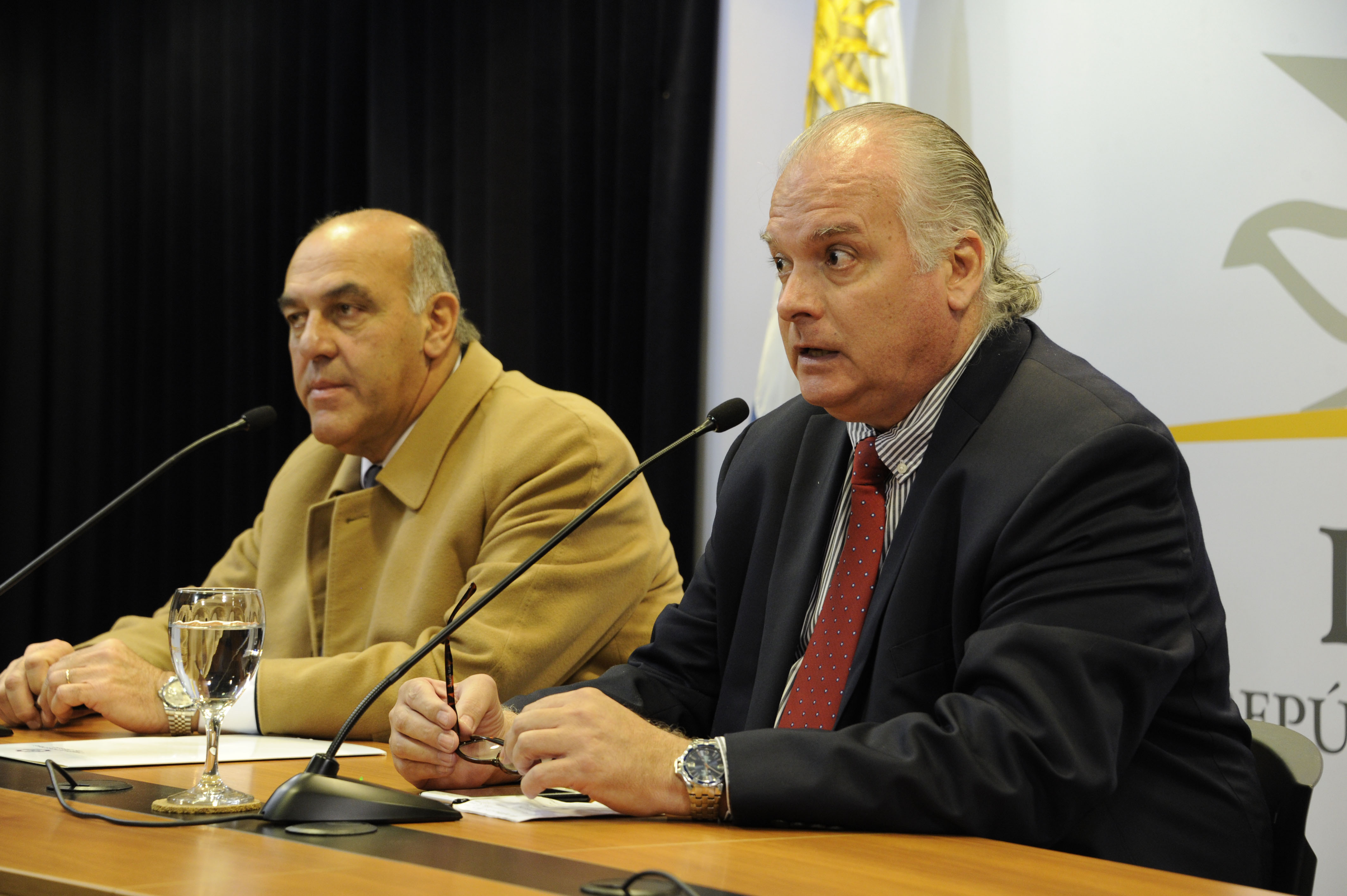 Presidente de la Cámara de Industrias, Gabriel Murara, y vicepresidente de la Cámara de Comercio y Servicios, Daniel Sapelli