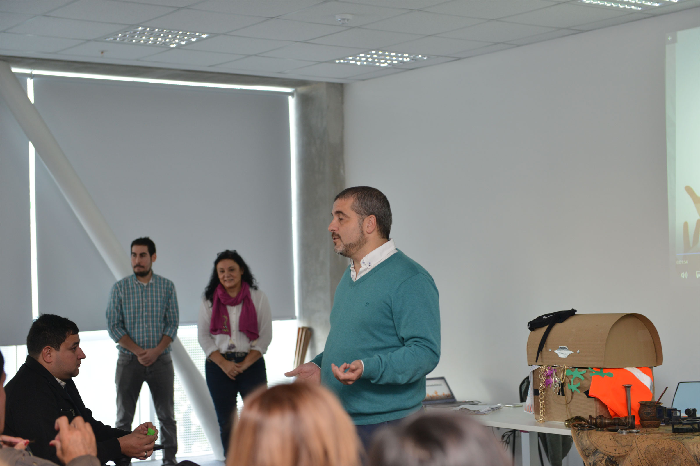 Fernando Traversa en taller de voluntarios