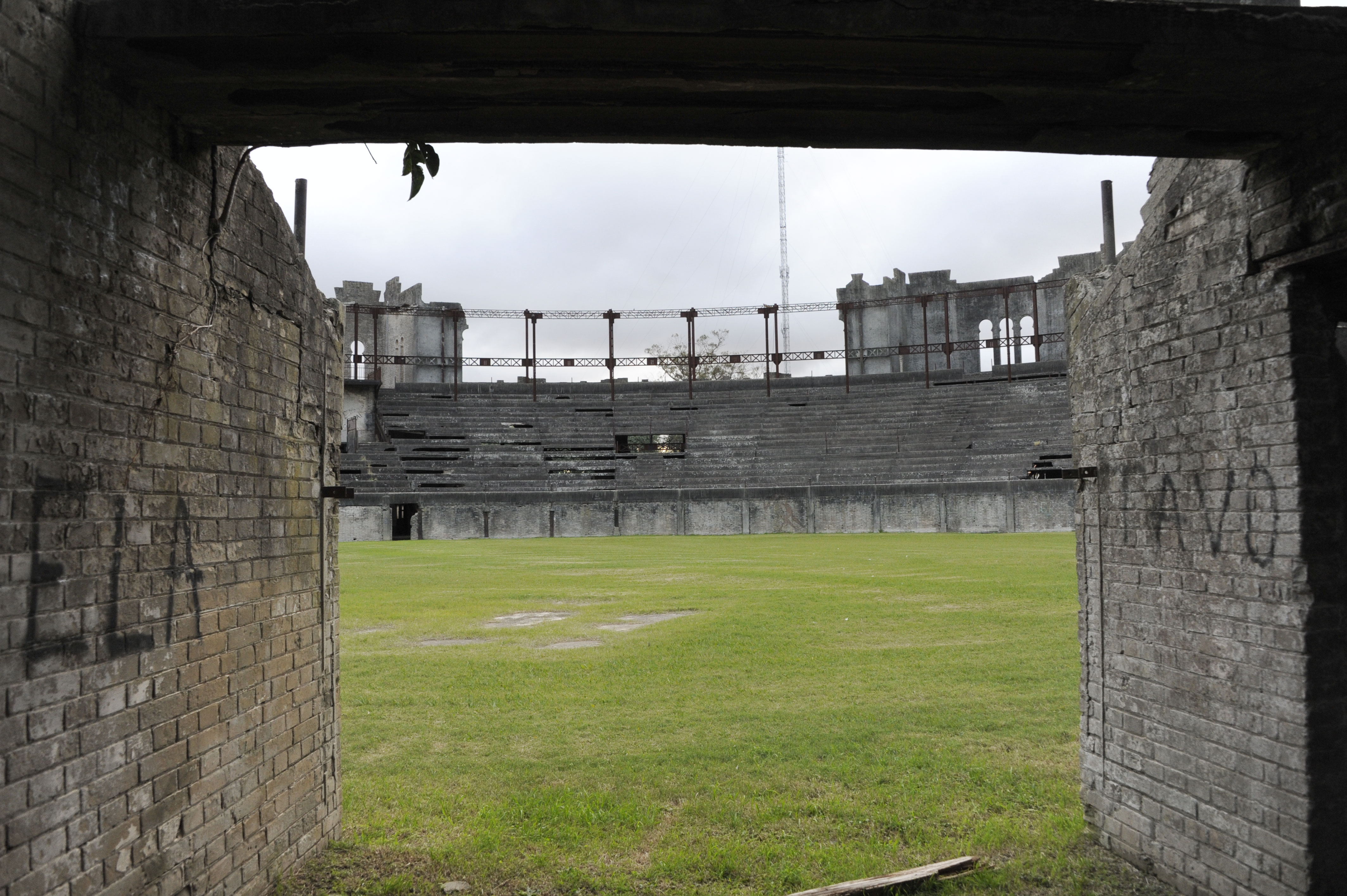 Presentación de proyecto de transformación de plaza de toros de Colonia