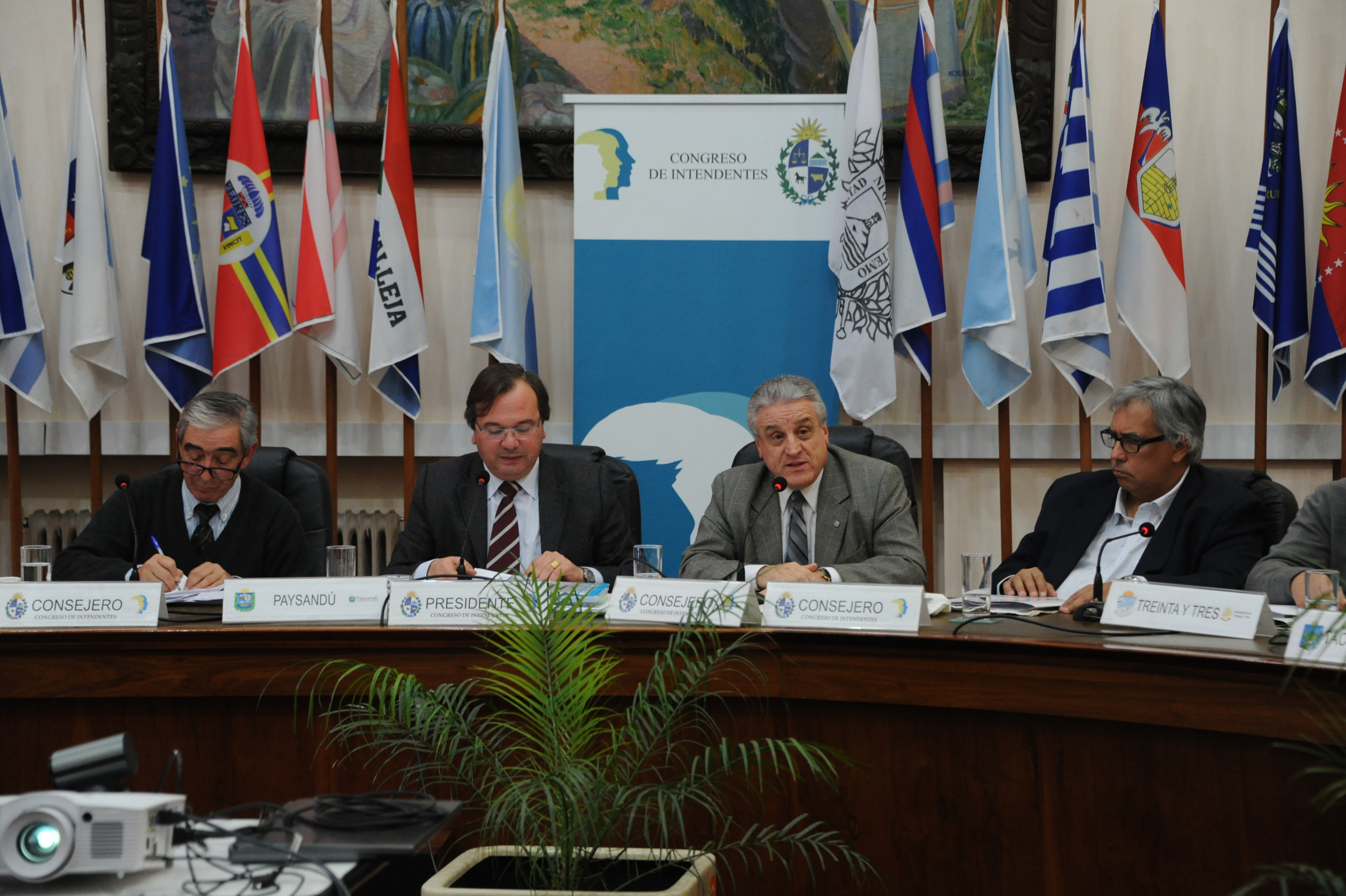 Director de la Oficina Nacional del Servicio Civil, Alberto Scavarelli, haciendo uso de la palabra
