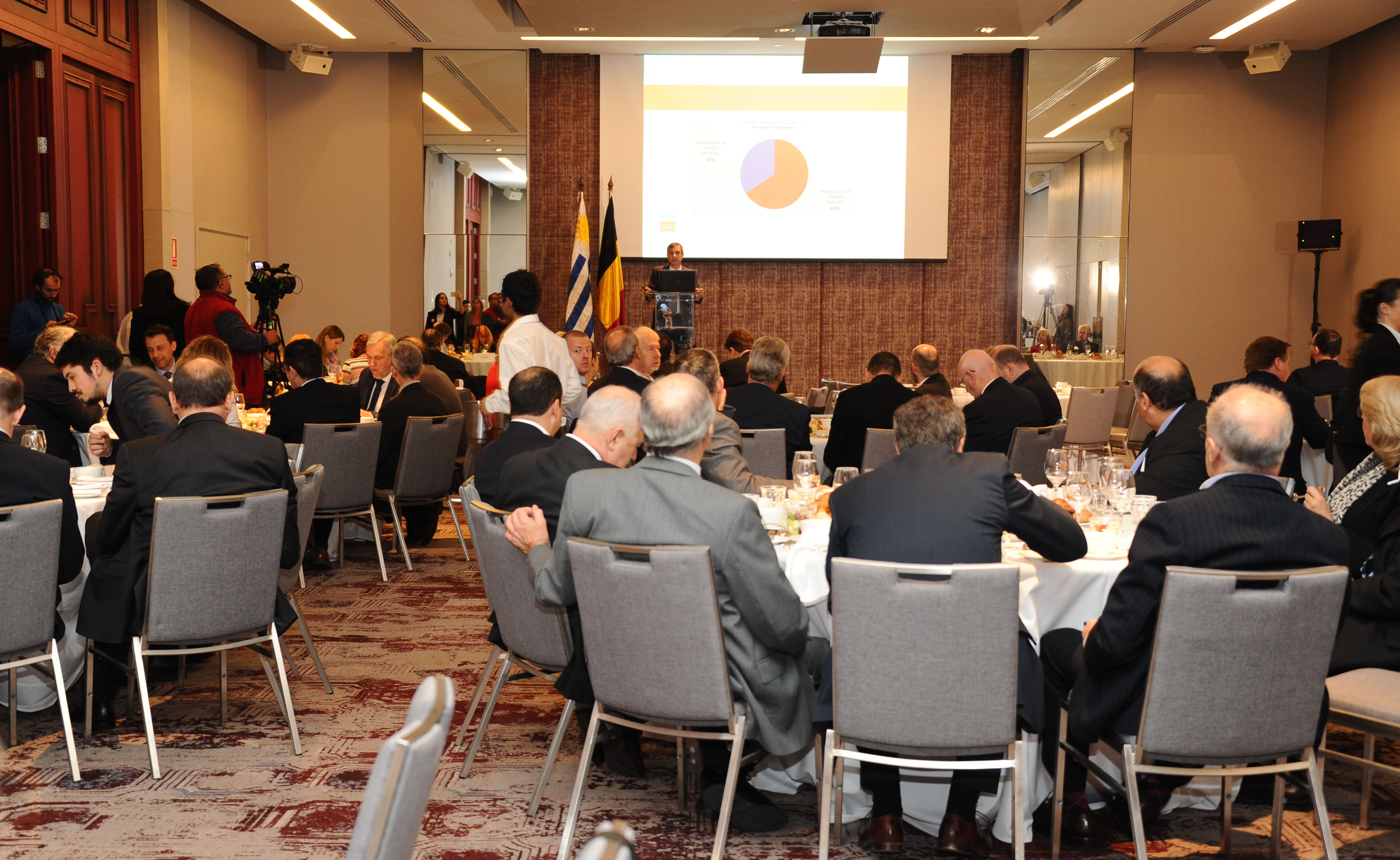 Seminario sobre infraestructura y construcción