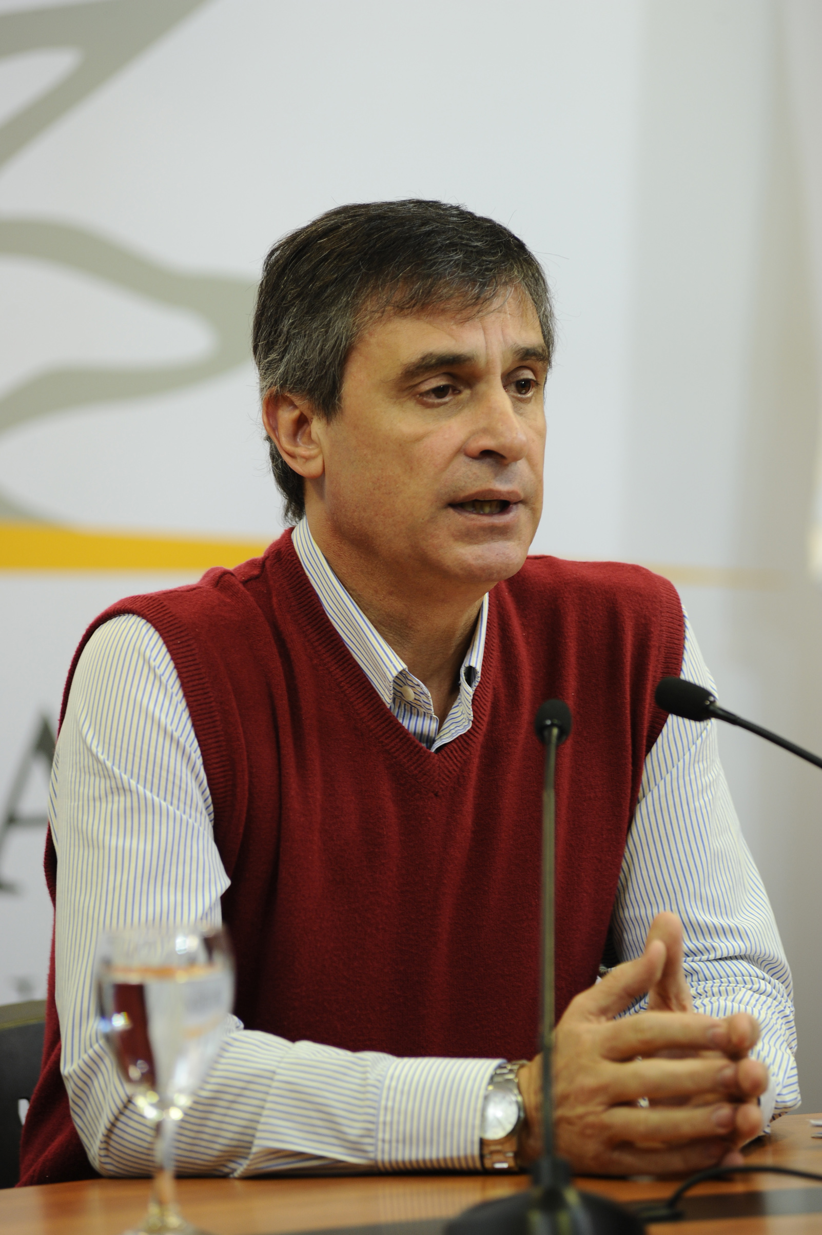 Director de OPP, Álvaro García