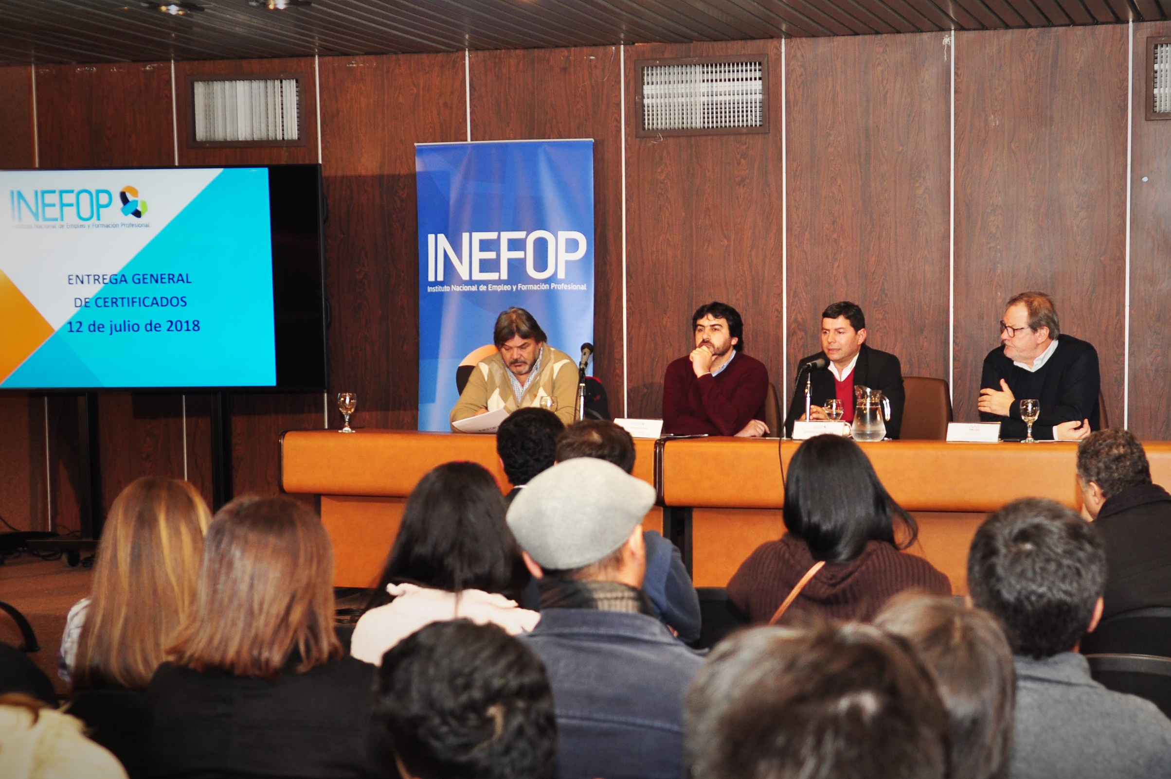 Ceremonia de entrega de certificados del Instituto Nacional de Empleo y Formación Profesional (foto: gentileza de Inefop)