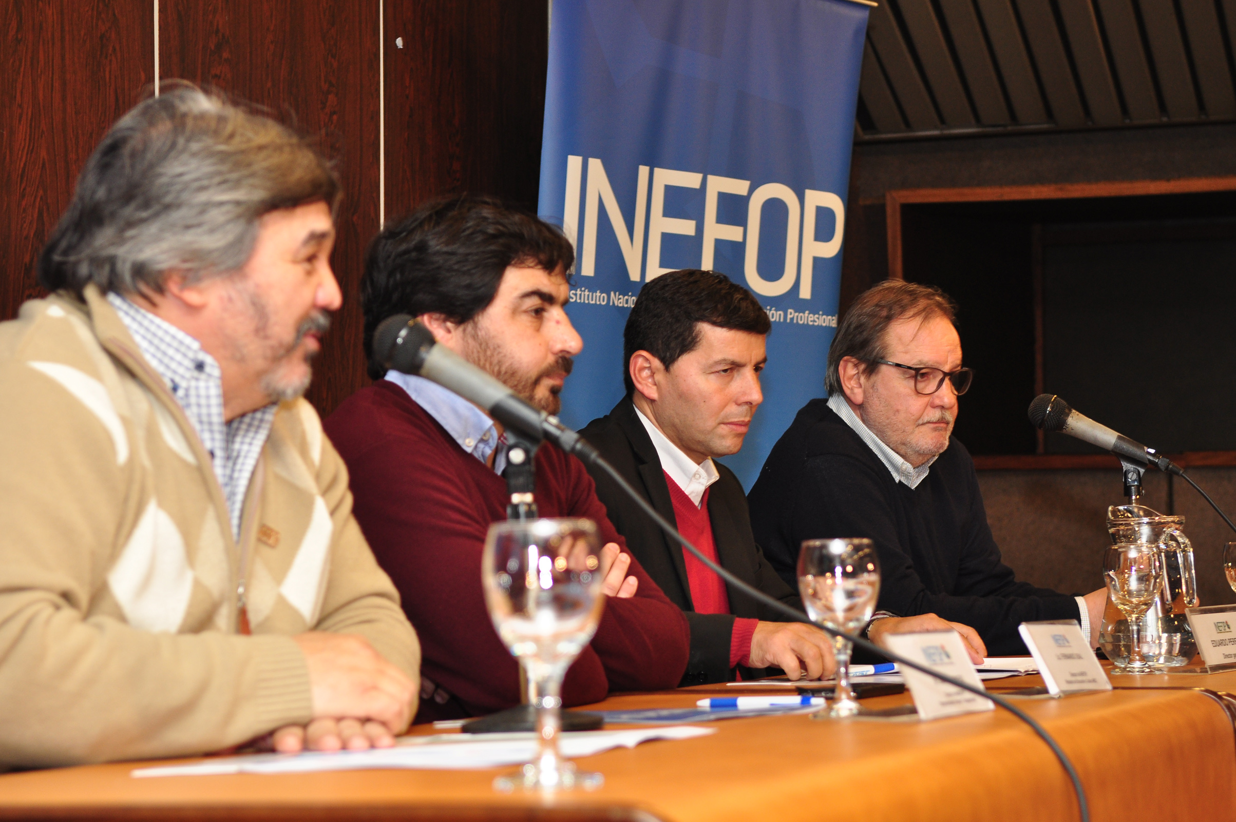 Ceremonia de entrega de certificados del Instituto Nacional de Empleo y Formación Profesional (foto: gentileza de Inefop)