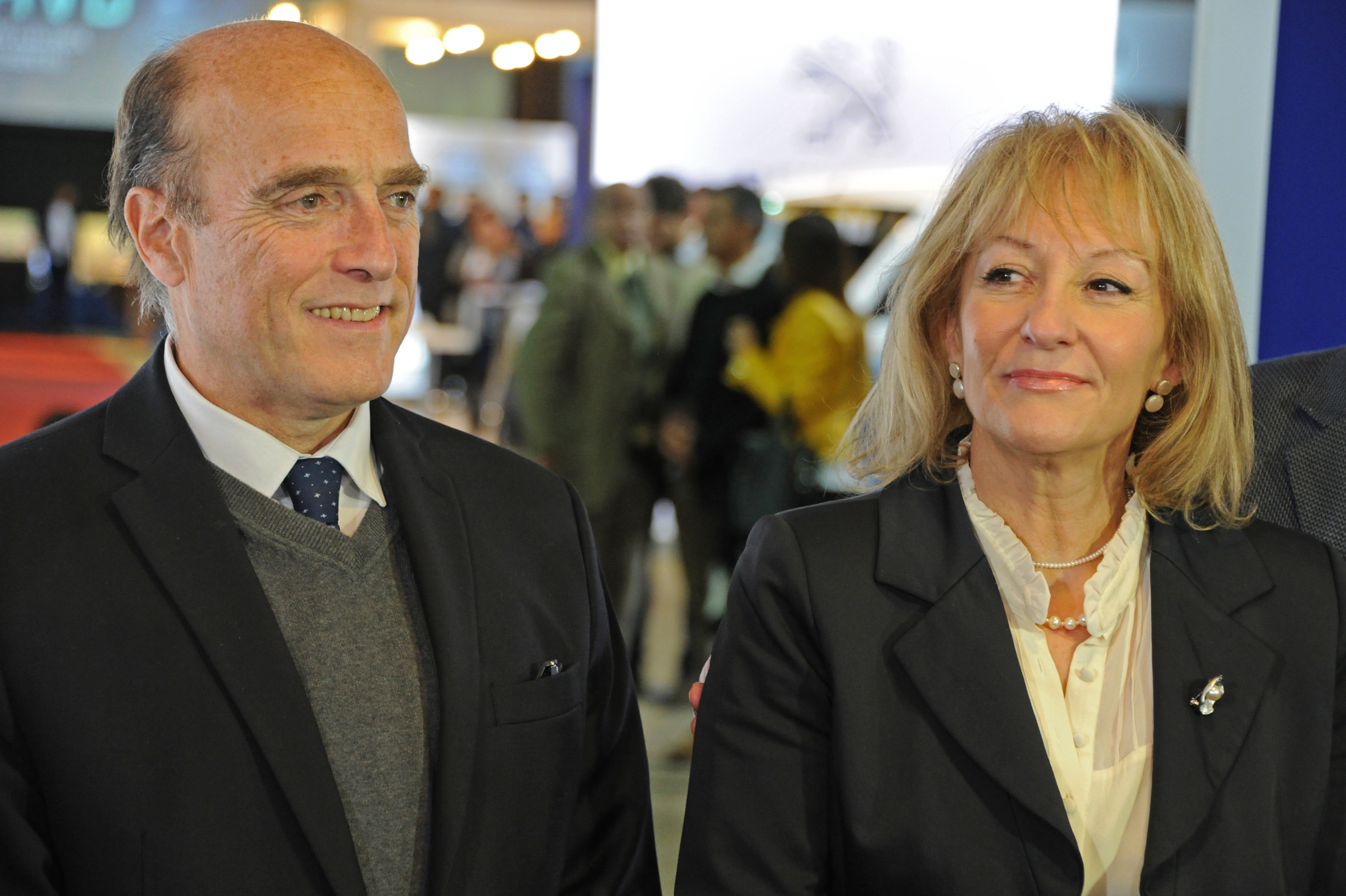 Intendente de Montevideo, Daniel Martínez junto a ministra de Industria, Energía y Minería, Carolina Cosse