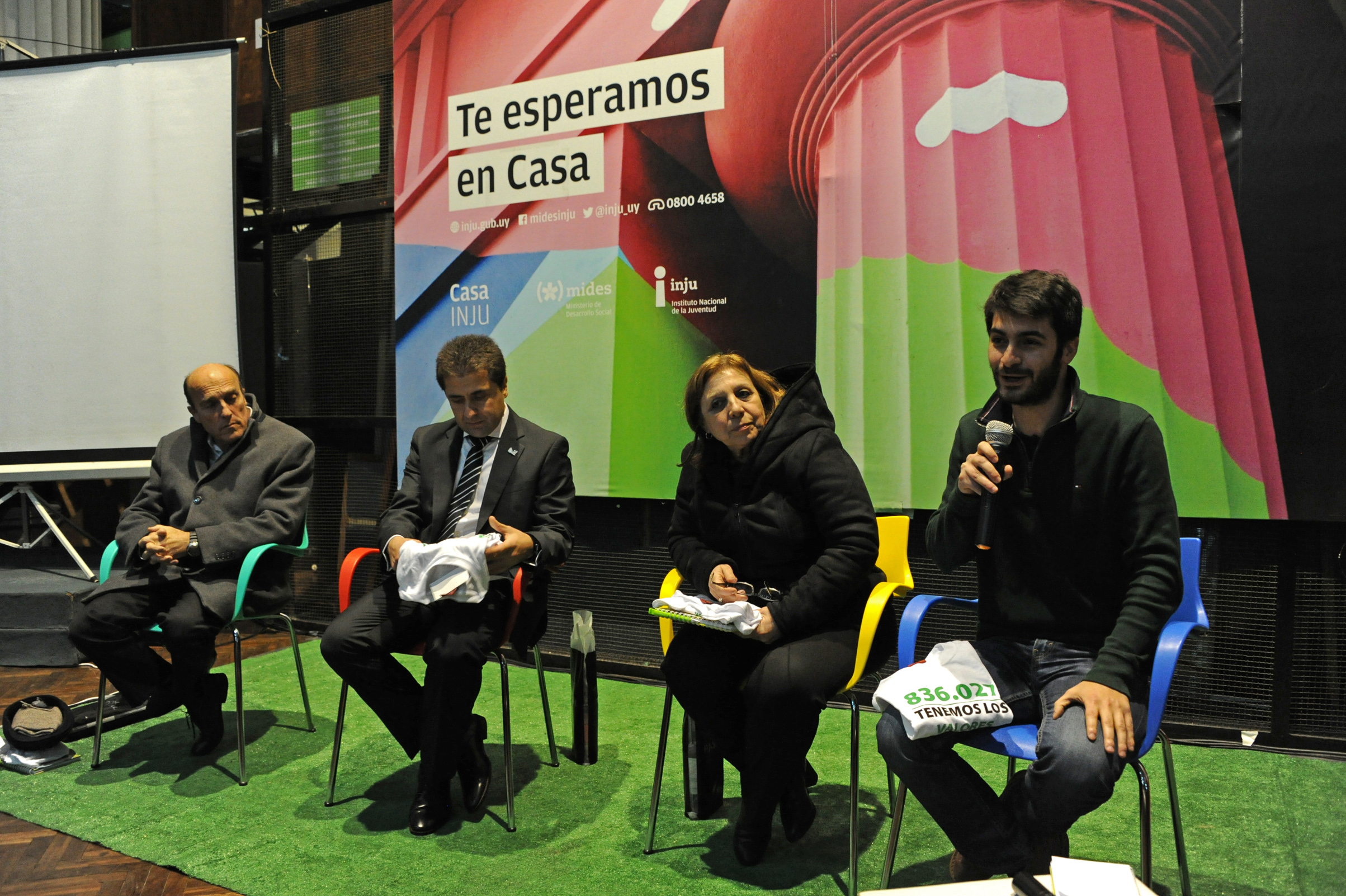 Federico Barreto, director del Instituto Nacional de la Juventud, haciendo uso de la palabra