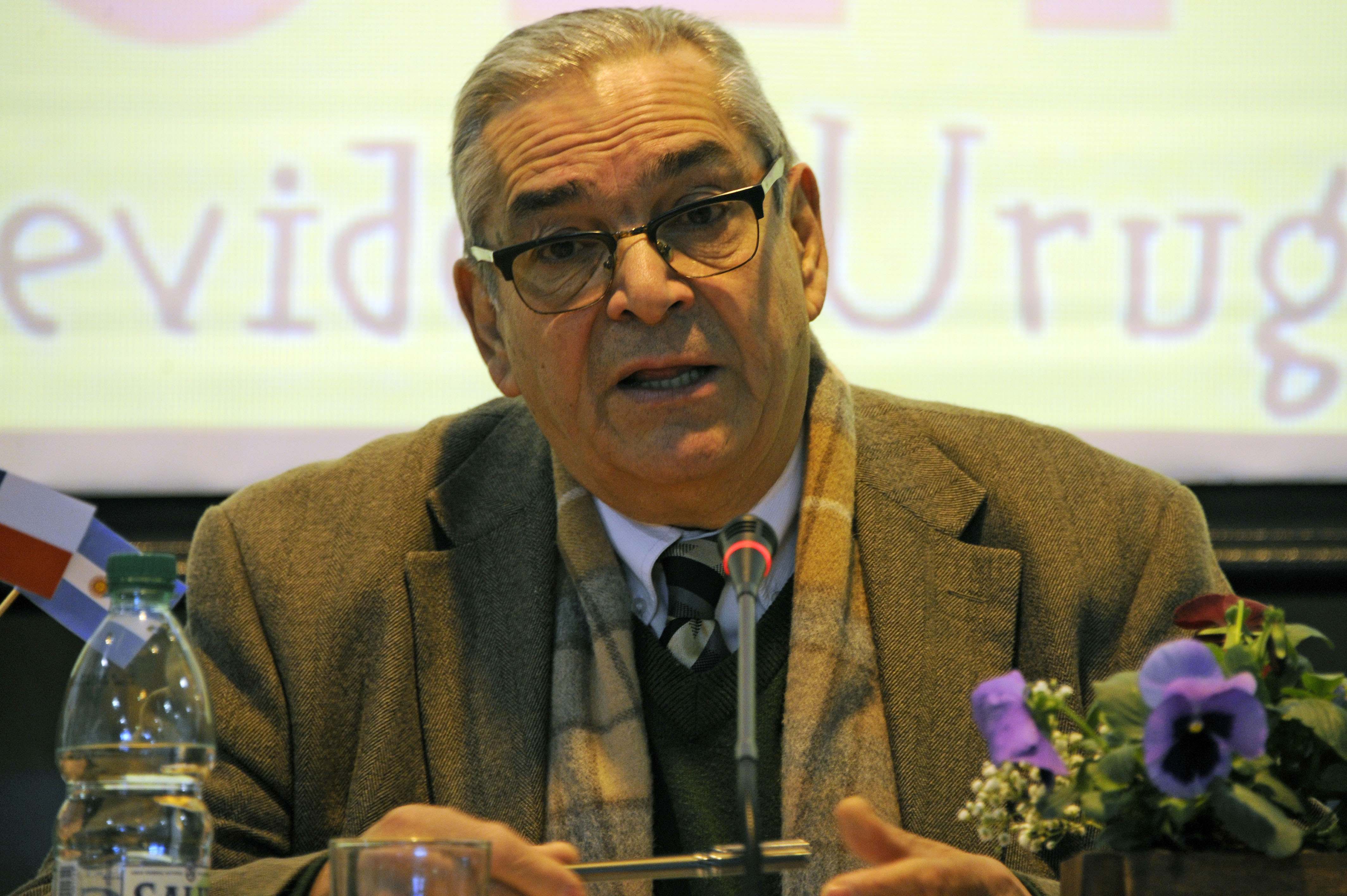 Enzo Benech en la ceremonia inaugural del XIII Congreso Latinoamericano de Apicultura