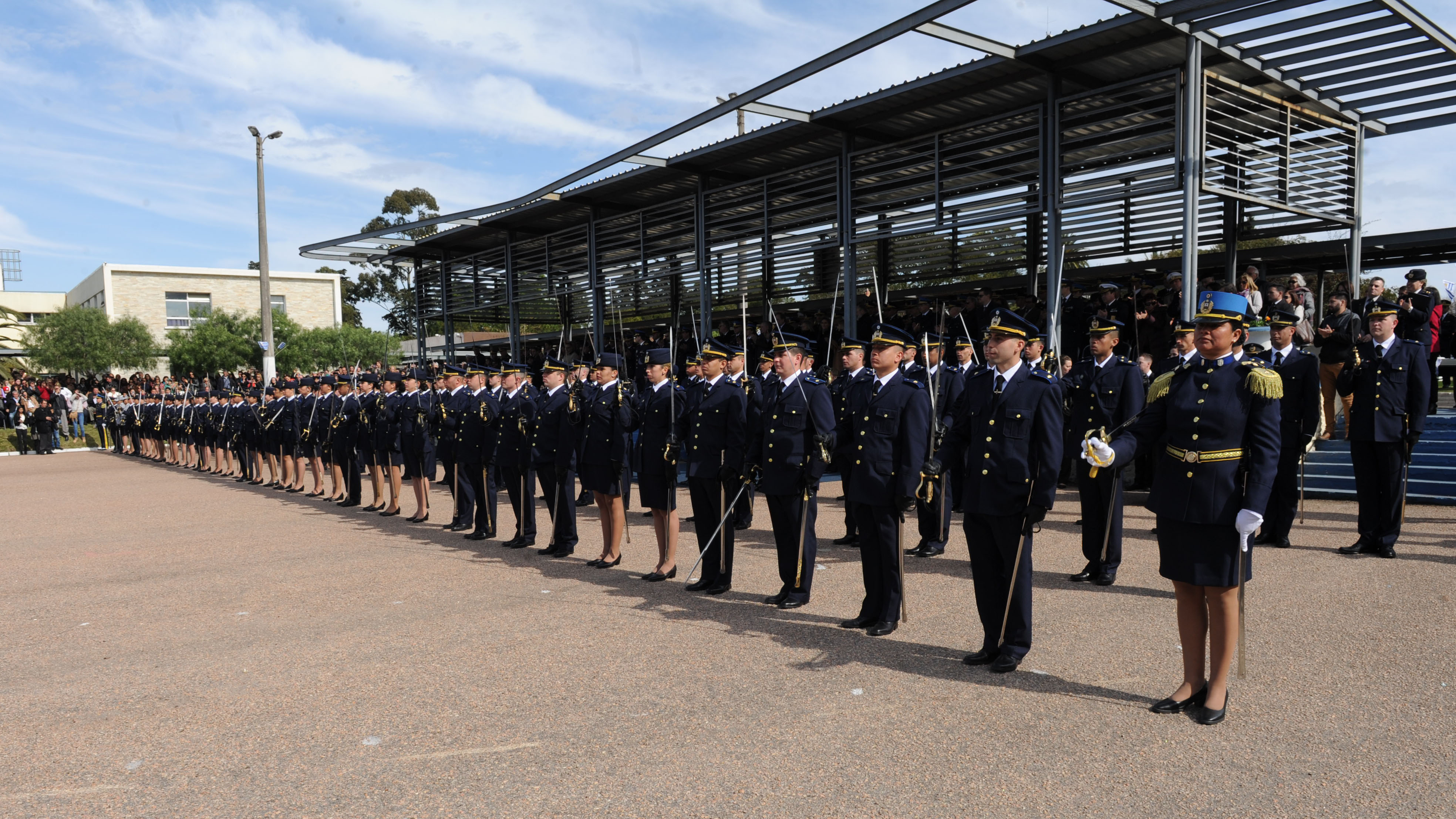 Ceremonia de ingreso de 121 oficiales ayudantes