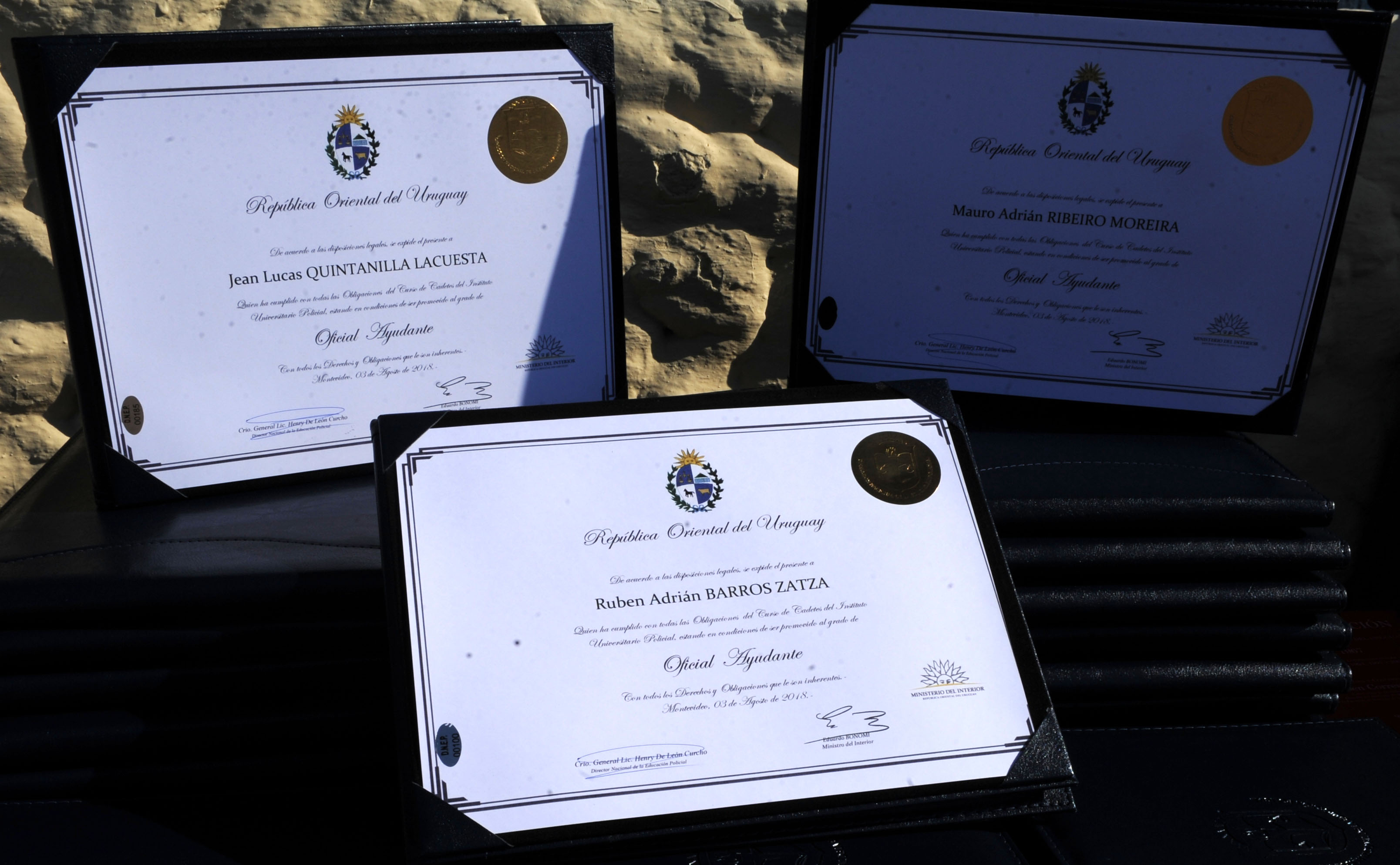 Ceremonia de ingreso de 121 oficiales ayudantes
