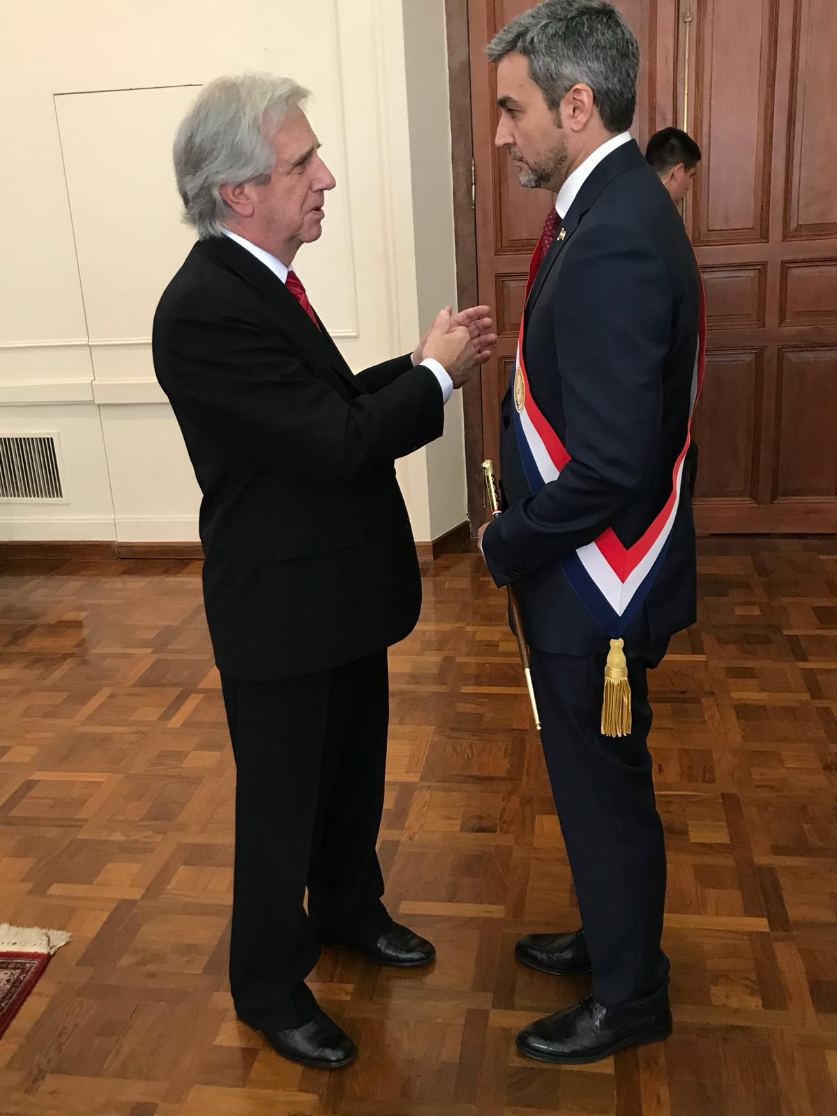 Presidente Tabaré Vázquez junto al presidente de la República del Paraguay, Mario Abdo