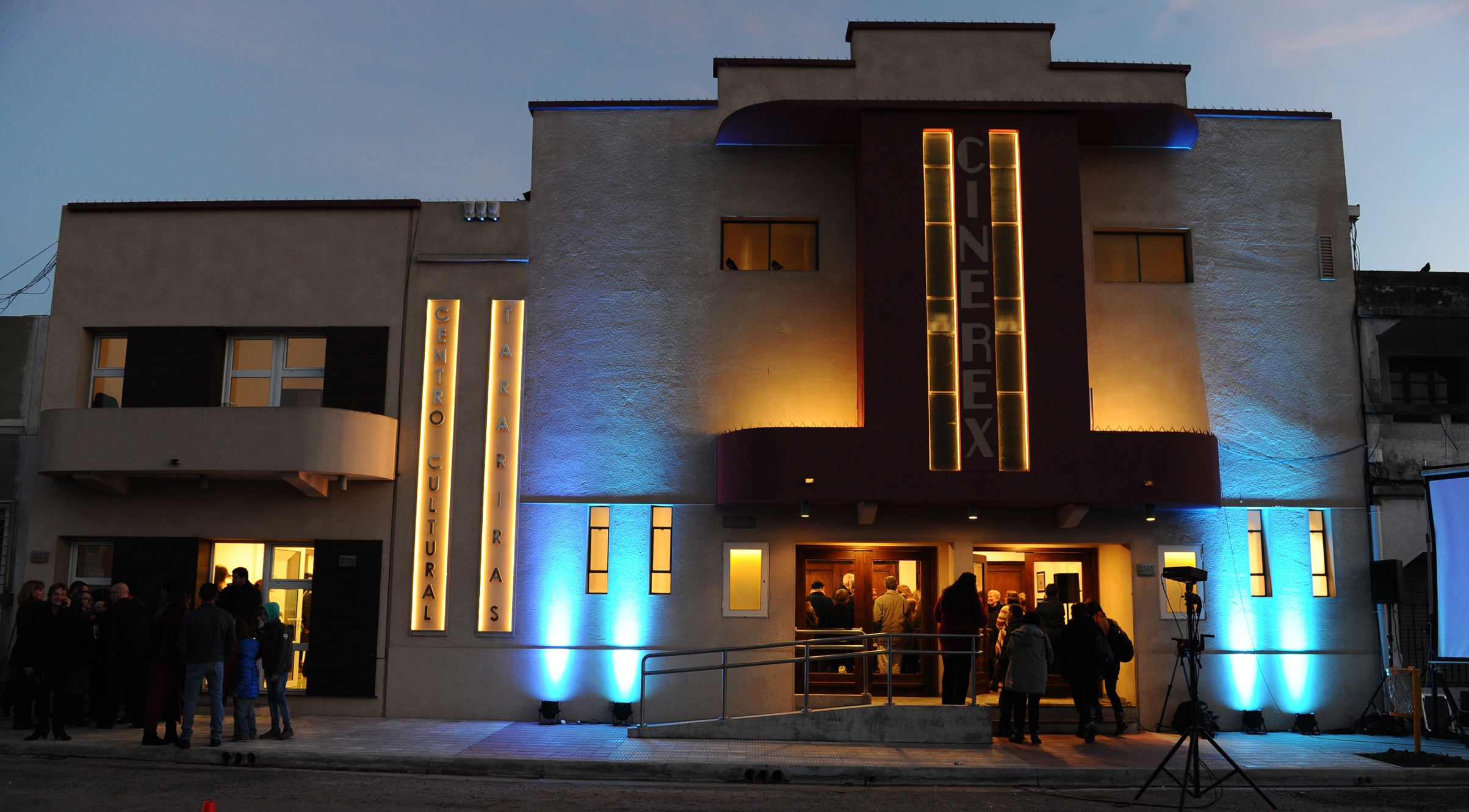 Reconversión del ex cine Rex de Tarariras en un centro cultural