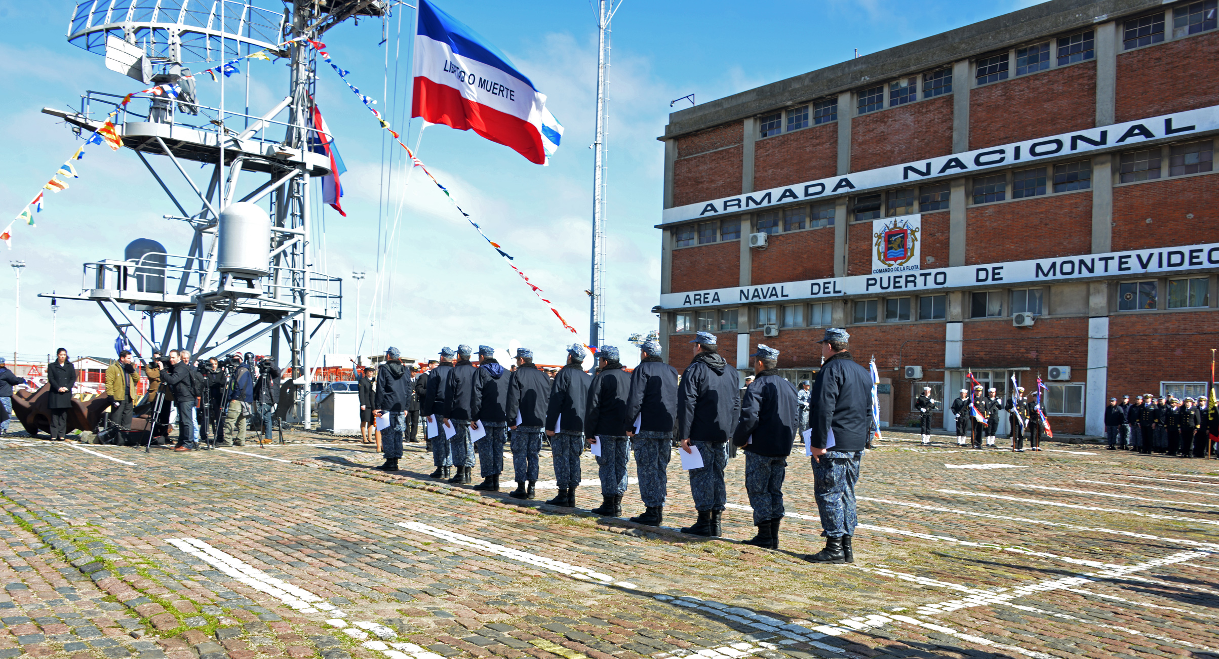 Celebración de los 200 años de la Fuerza del Mar de Uruguay