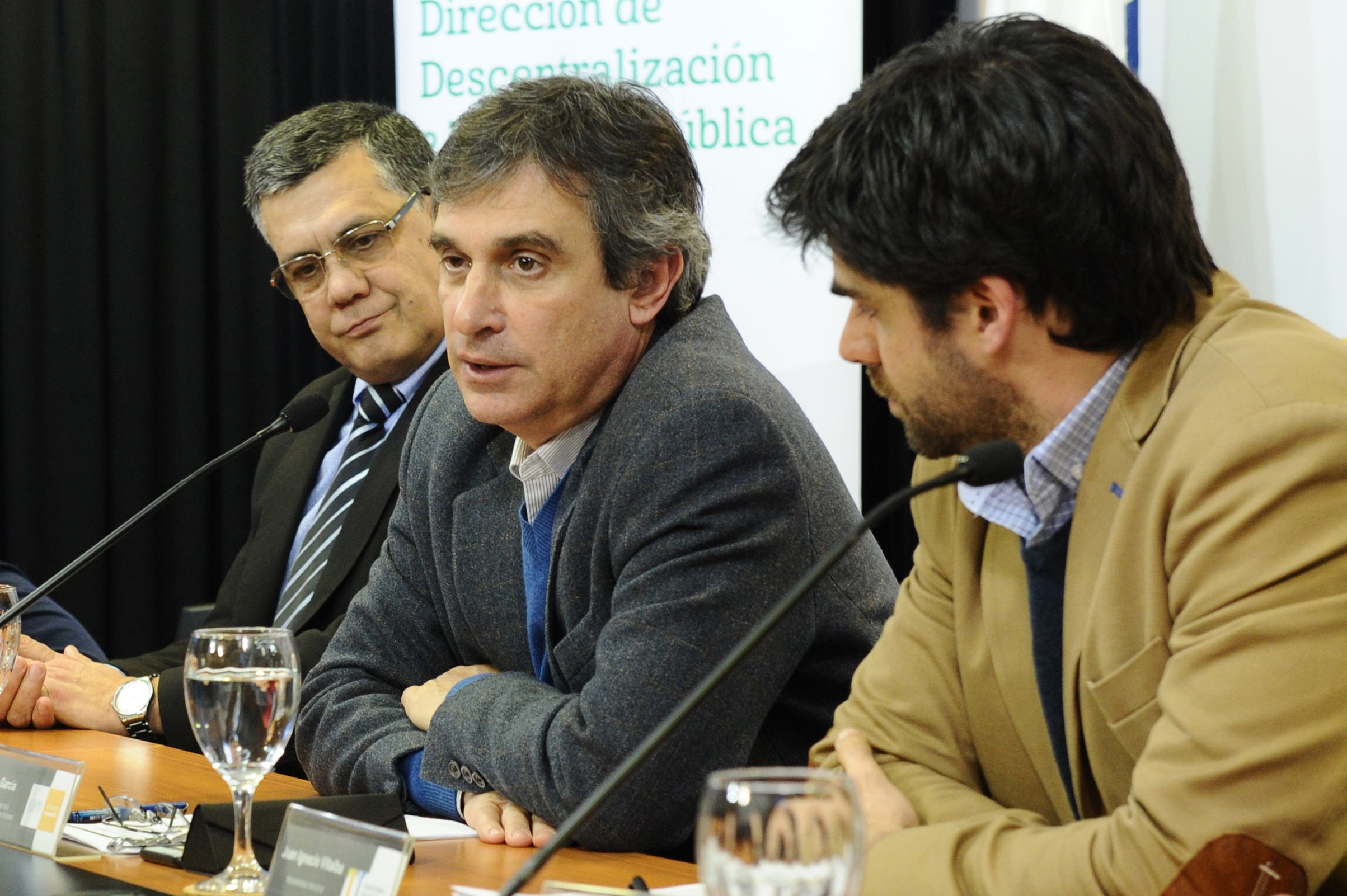 Titular de la OPP, Álvaro García, haciendo uso de la palabra