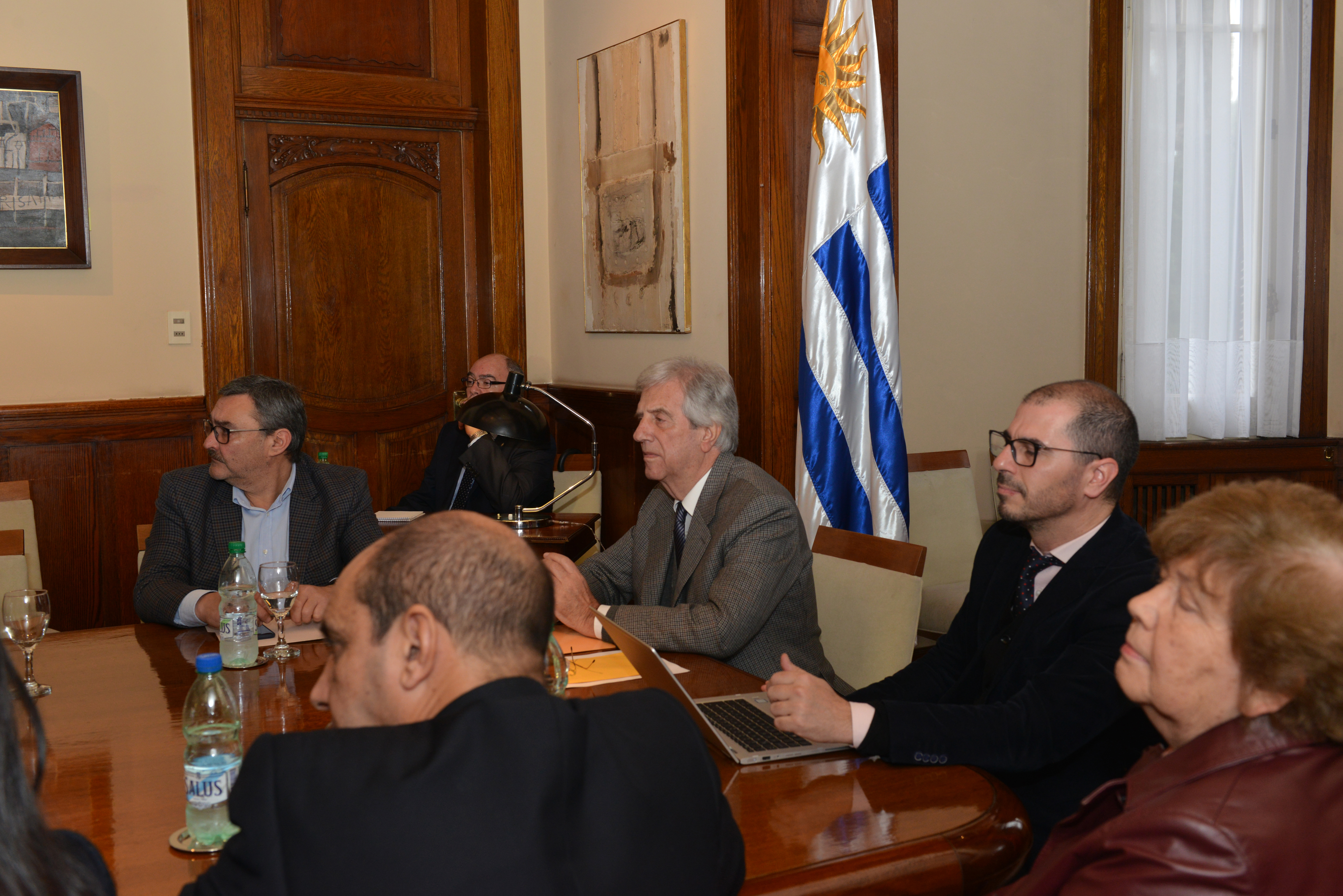 Vázquez encabeza reunión de grupo de trabajo en prevención de los riesgos y daños por el uso de drogas