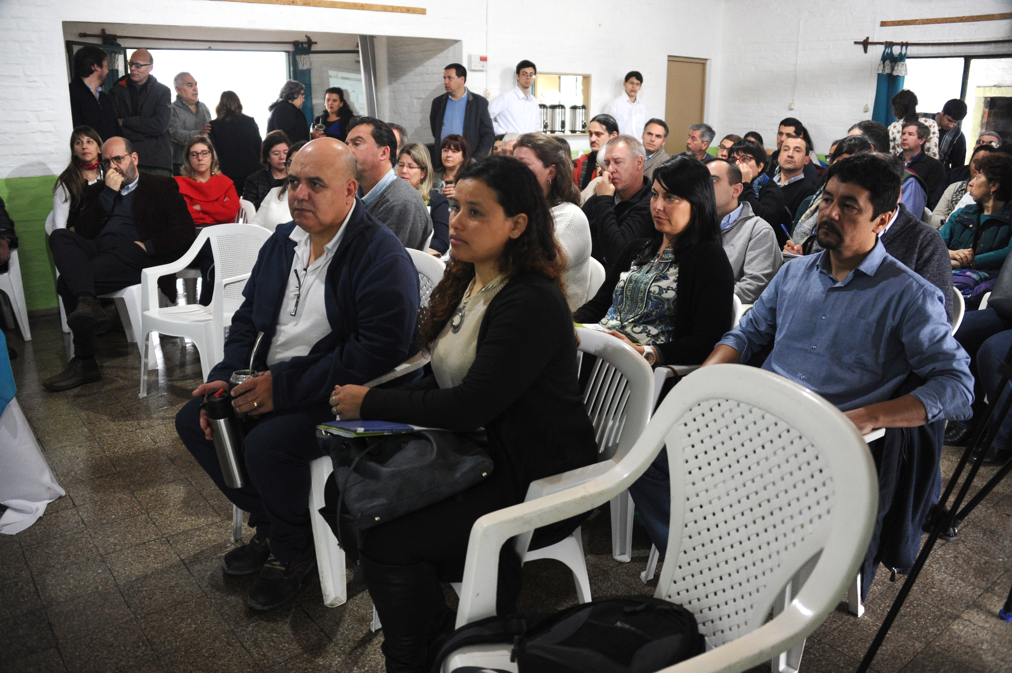 Reunión de evaluación de actividades de Mevir en la región