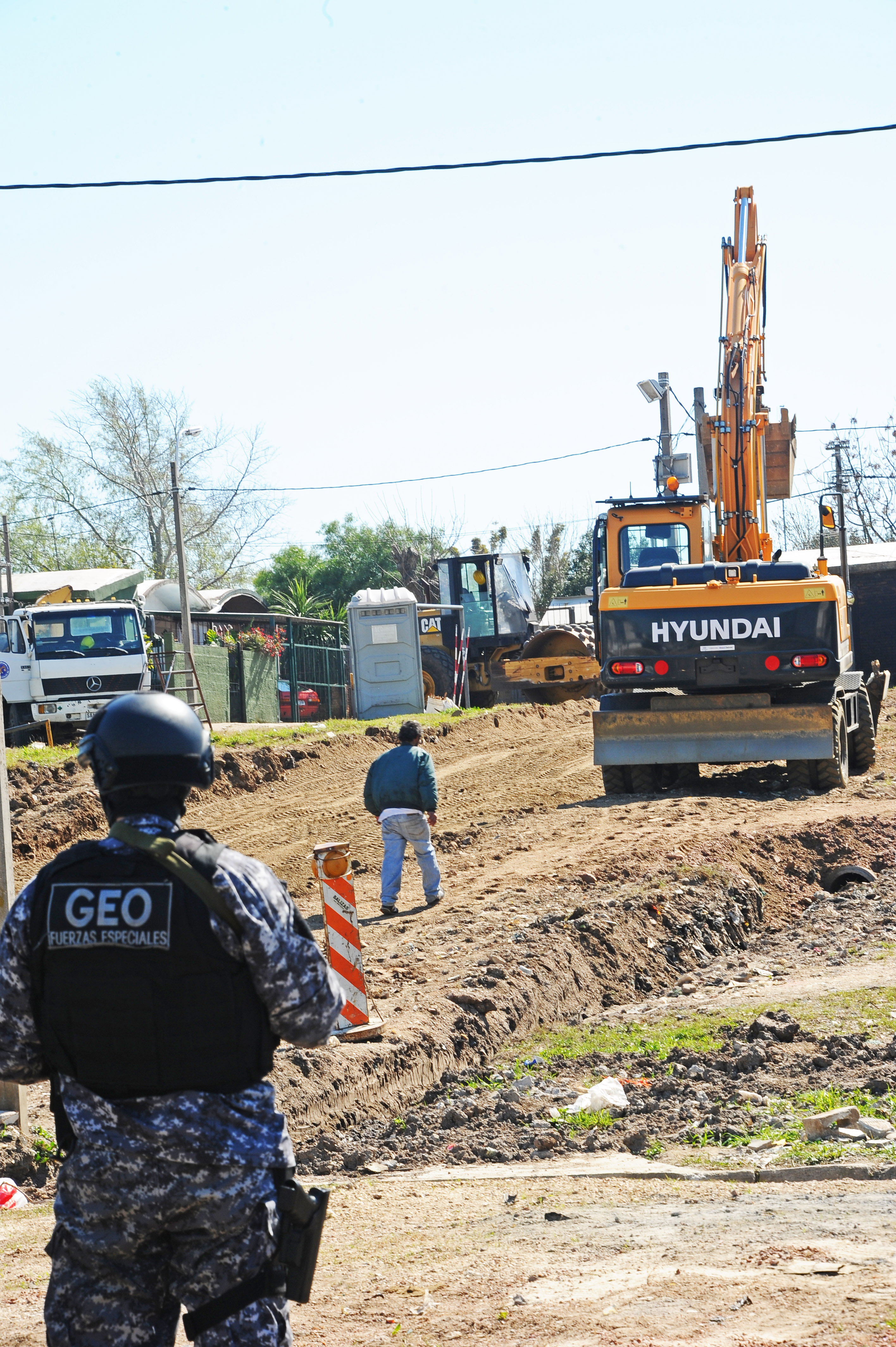 Grupo GEO recorre Los Palomares, en el barrio Casavalle