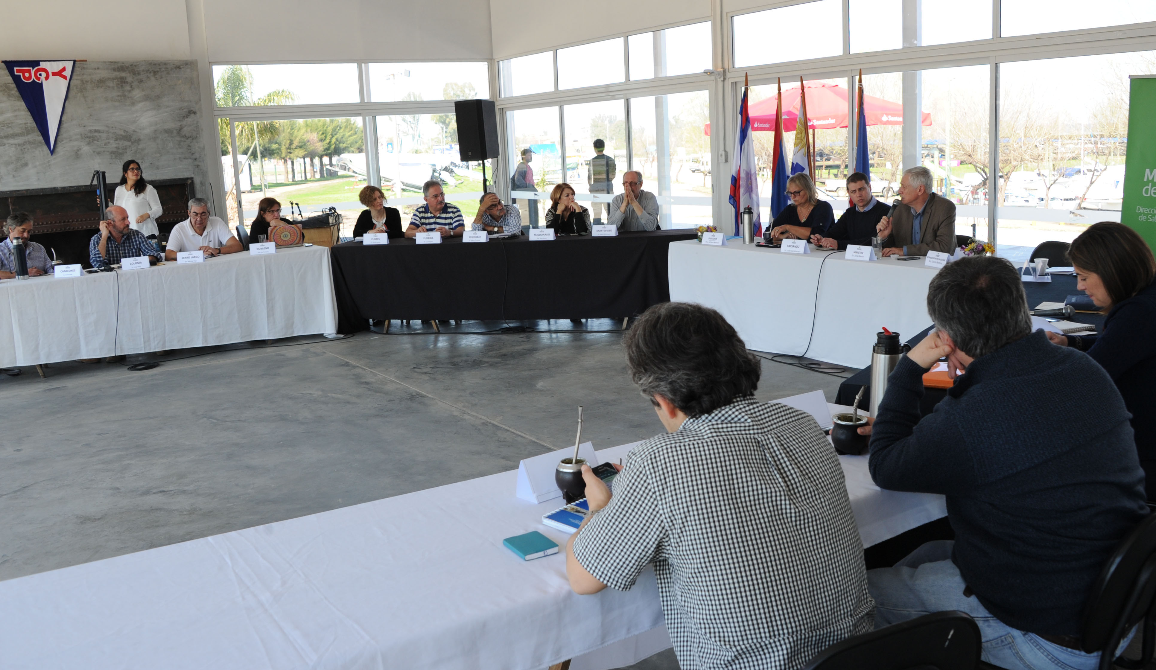 Ministro Jorge Basso se reunido con directores departamentales de Salud en Paysandú