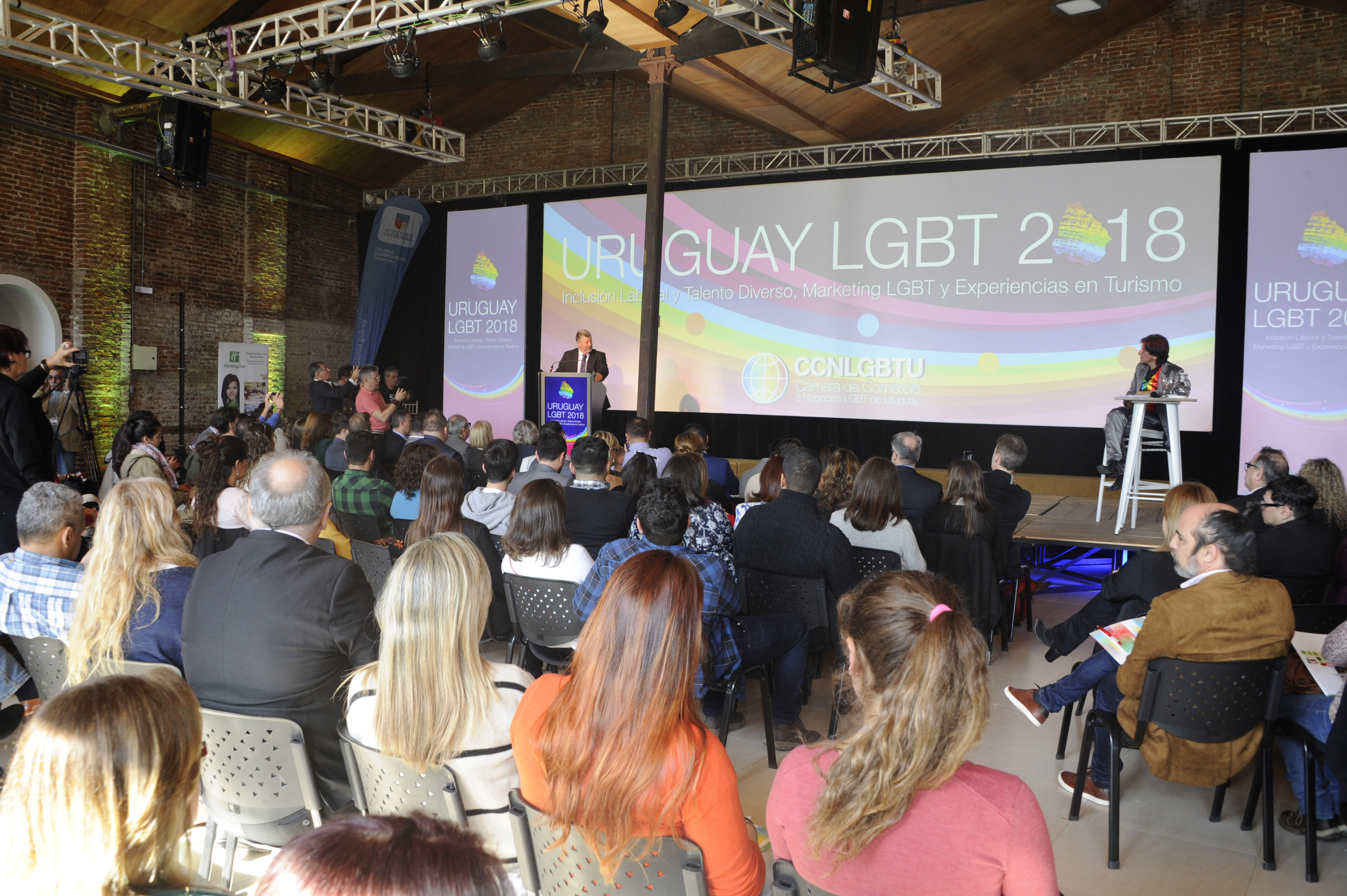 Ministra Carolina Cosse en la apertura de “Uruguay LGBT 2018”