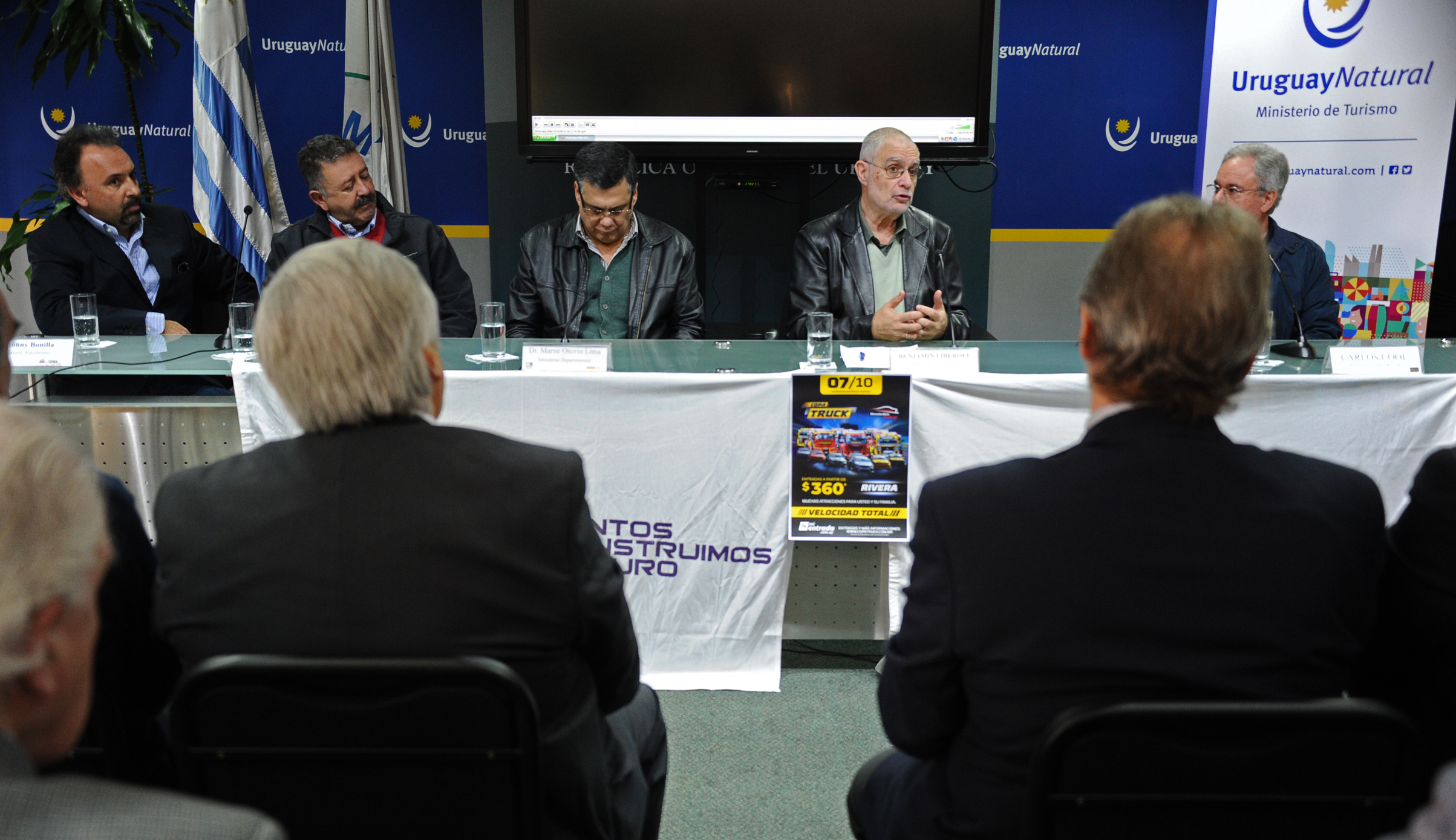 Subsecretario de Turismo, Benjamín Liberoff, haciendo uso de la palabra