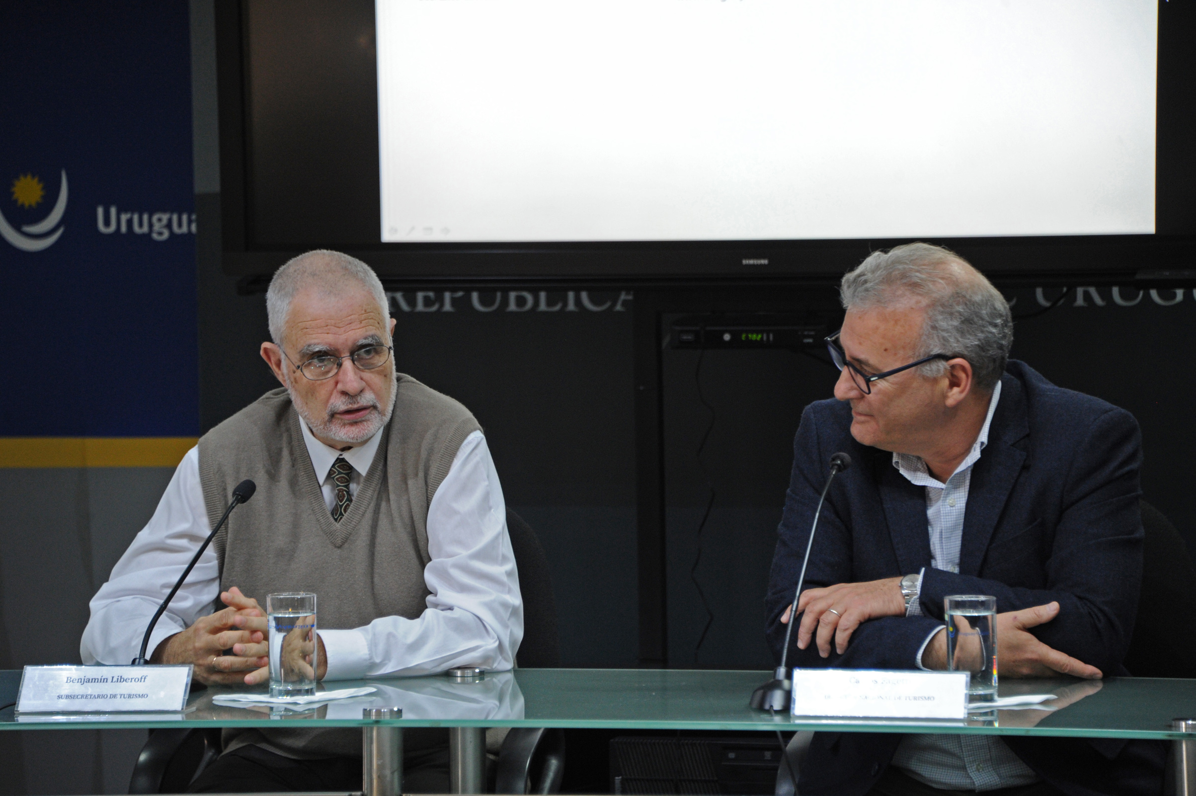 Subsecretario de Turismo, Benjamín Liberoff, haciendo uso de la palabra
