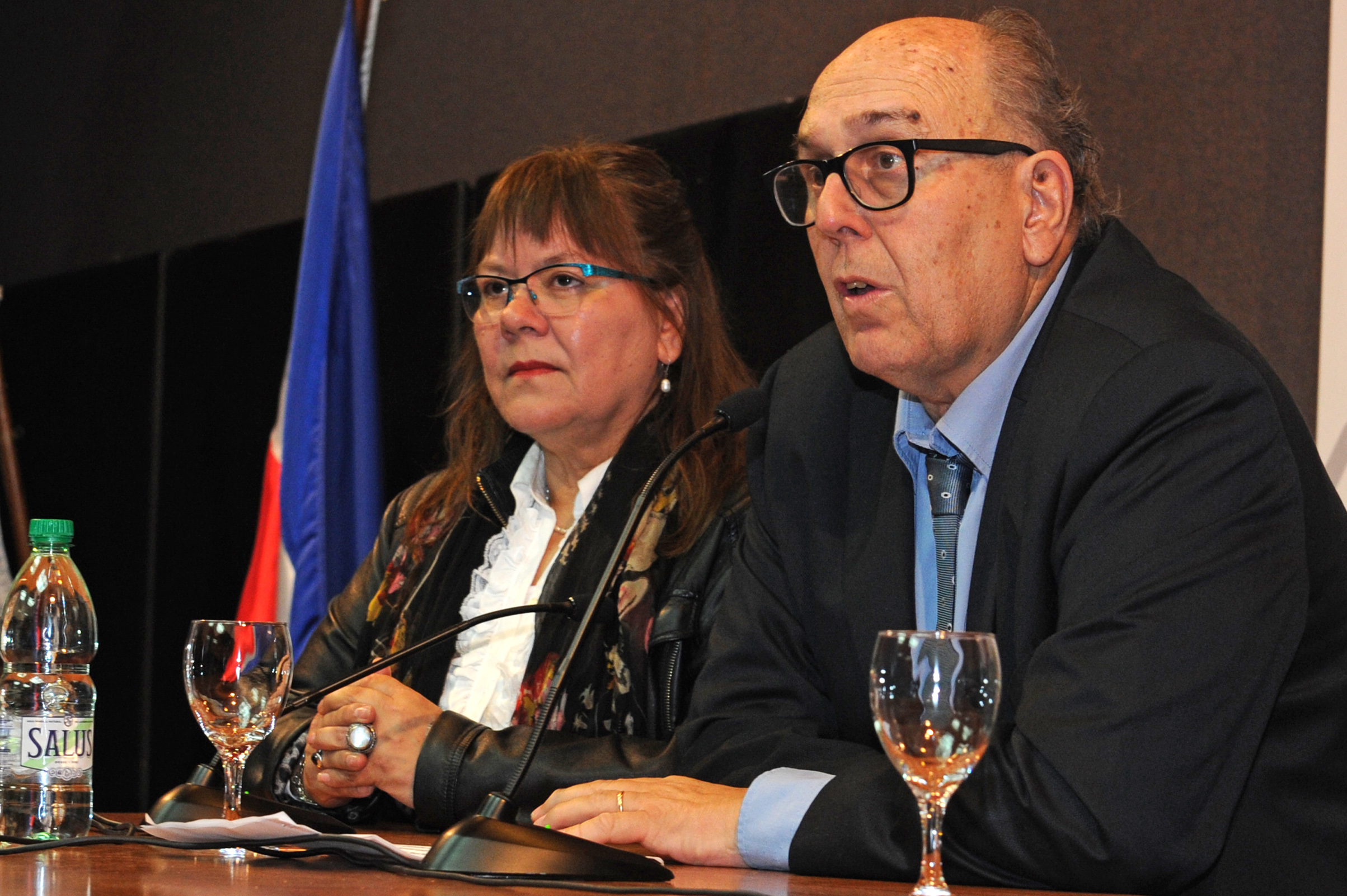 Presidente del Directorio de la Administración de los Servicios de Salud del Estado, Marcos Carámbula, haciendo uso de la palabra