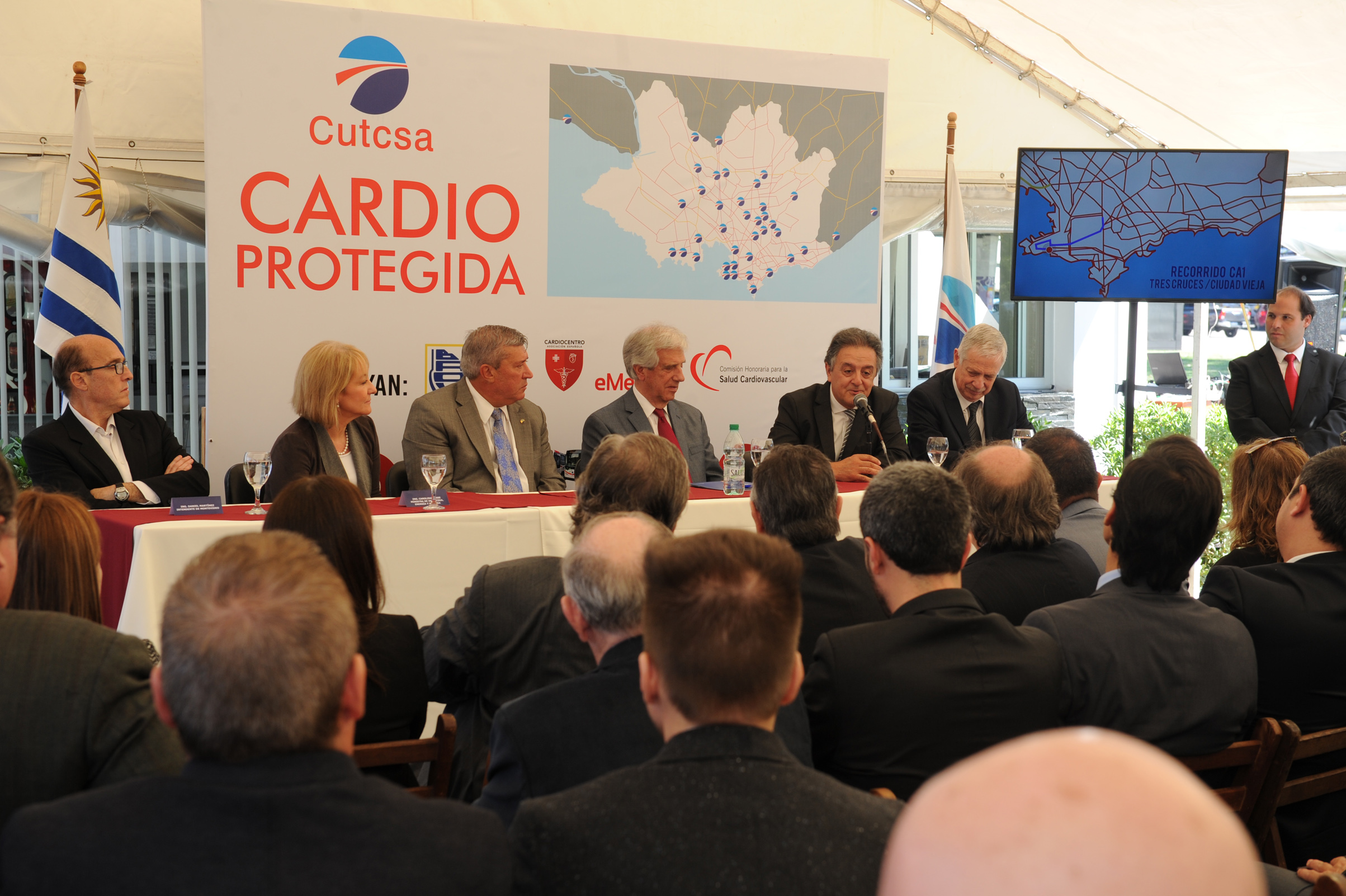 Titular de Comisión Honoraria para la Salud Cardiovascular, Mario Zelarayán, dirigiéndose a los presentes