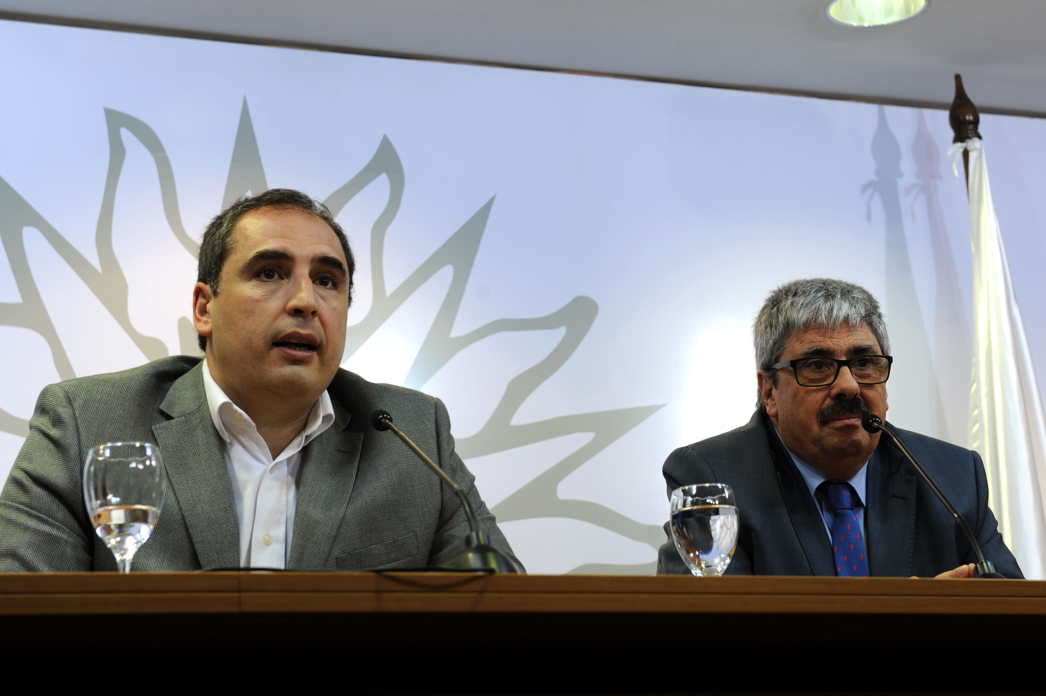 Subsecretario de Economía, Pablo Ferreri, y ministro interino de Relaciones Exteriores, Ariel Bergamino