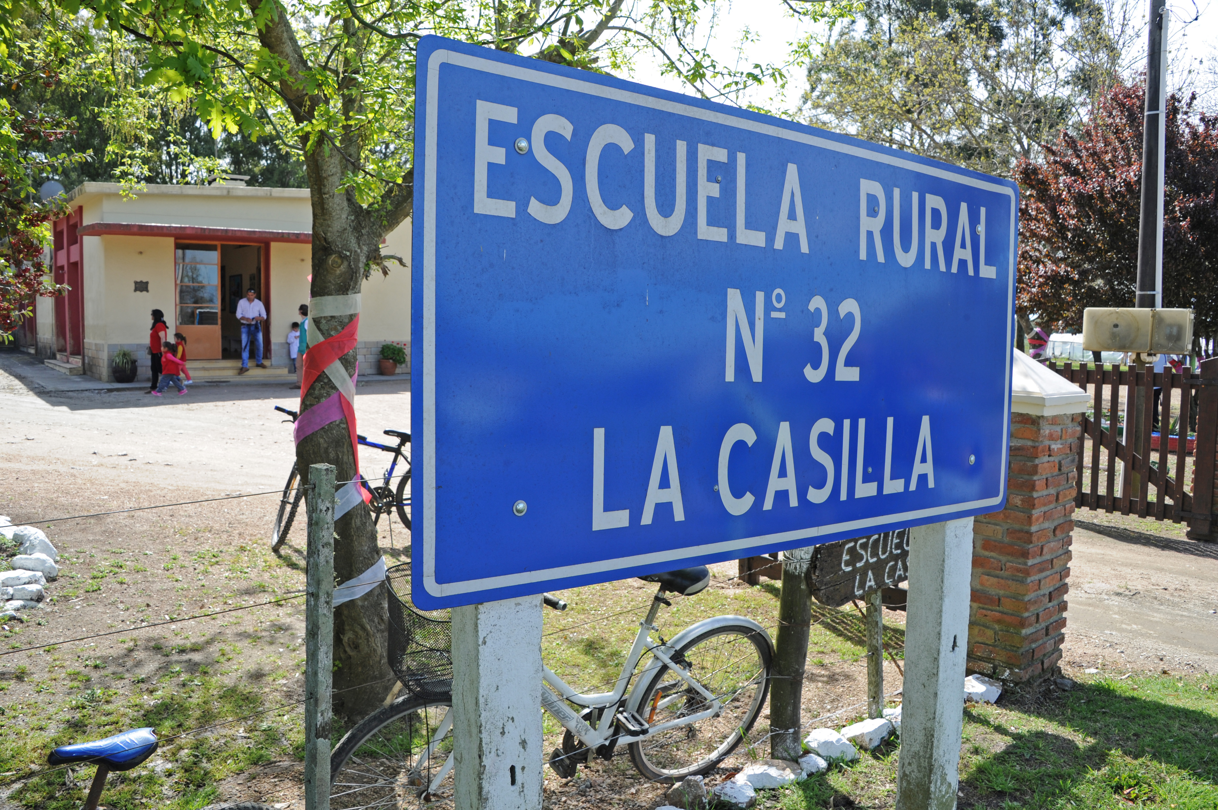 Inauguración de CAIF Los Ruralitos, en La Casilla, Flores