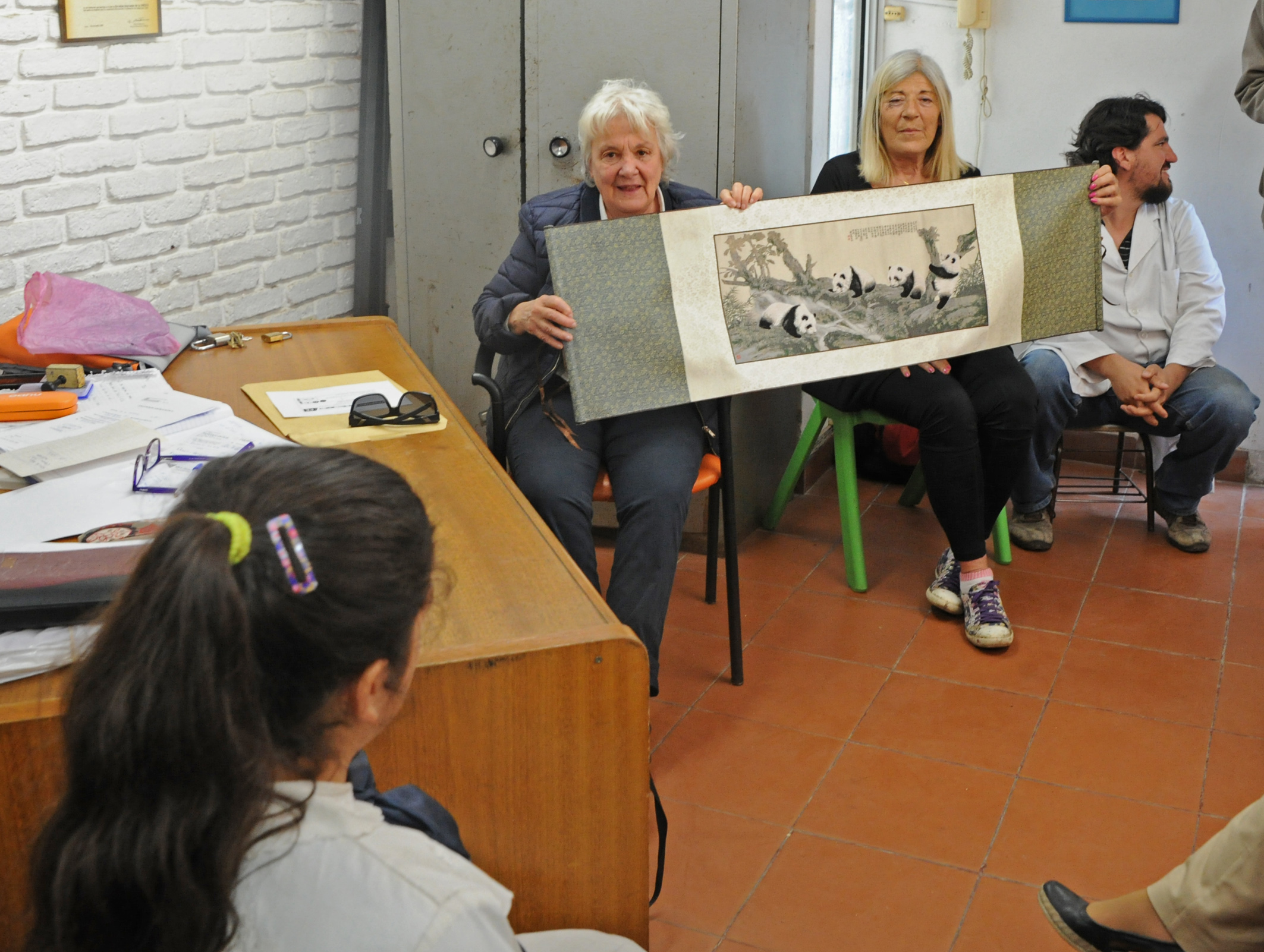 Lucía Topolansky, con niños de escuela n.º 319, de Casavalle