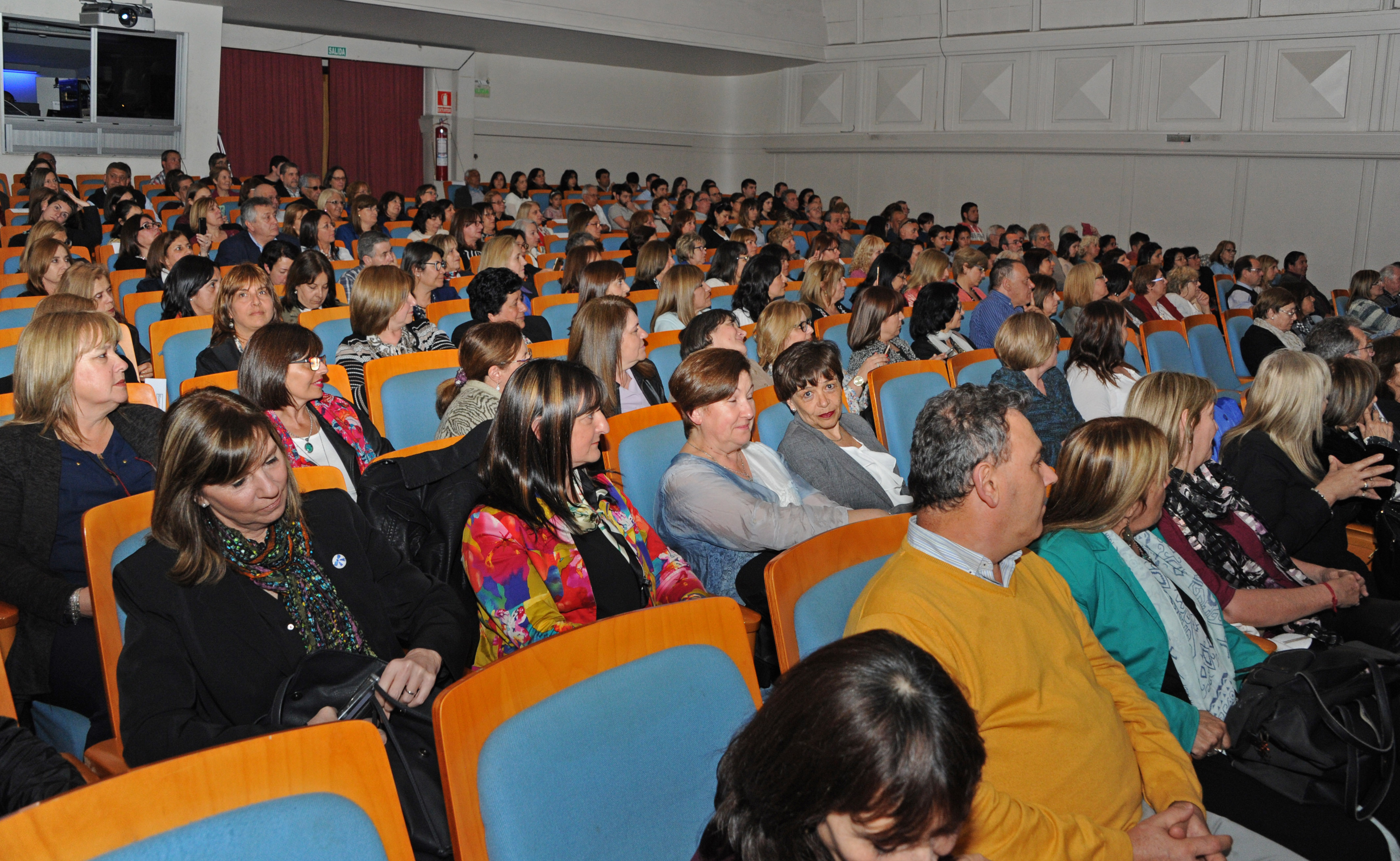 Acto de homenaje a unos 160 maestros de Montevideo y 600 del interior del país
