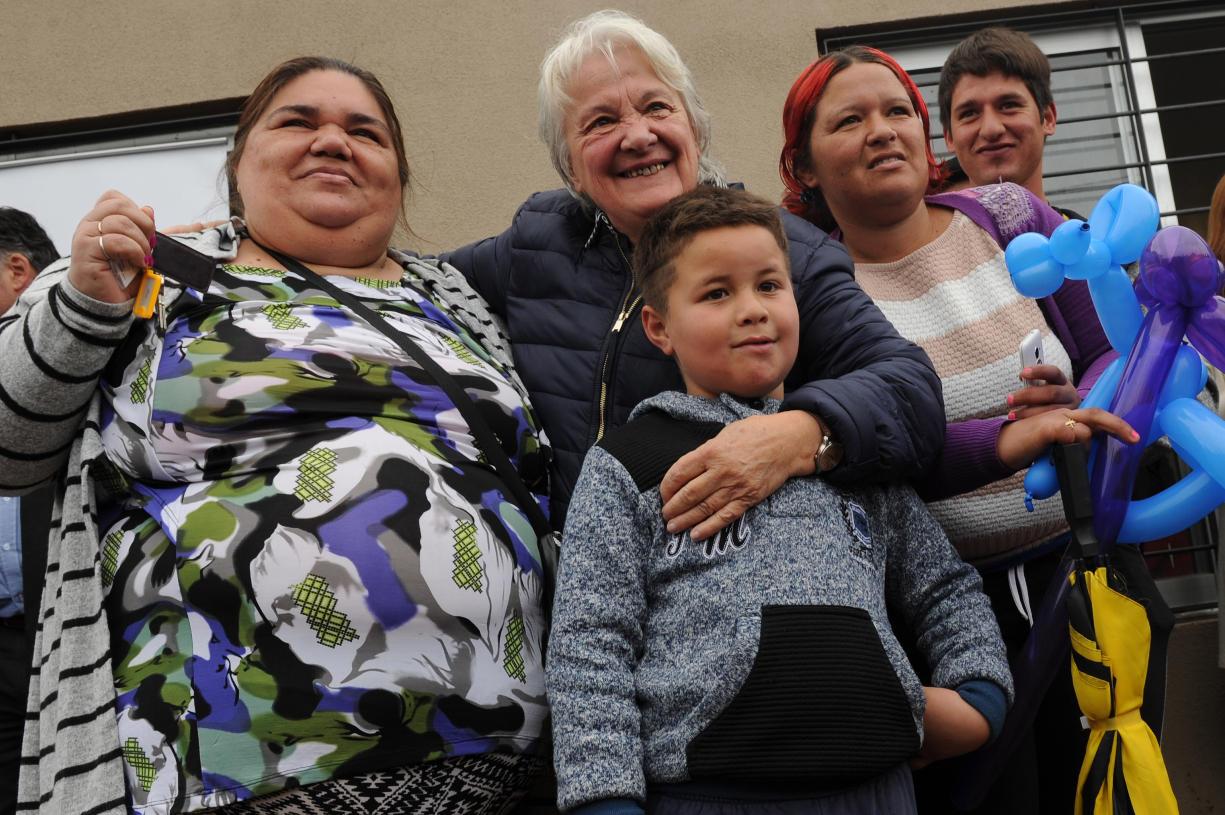 Topolansky participó en entrega de 38 viviendas a familias de Pando