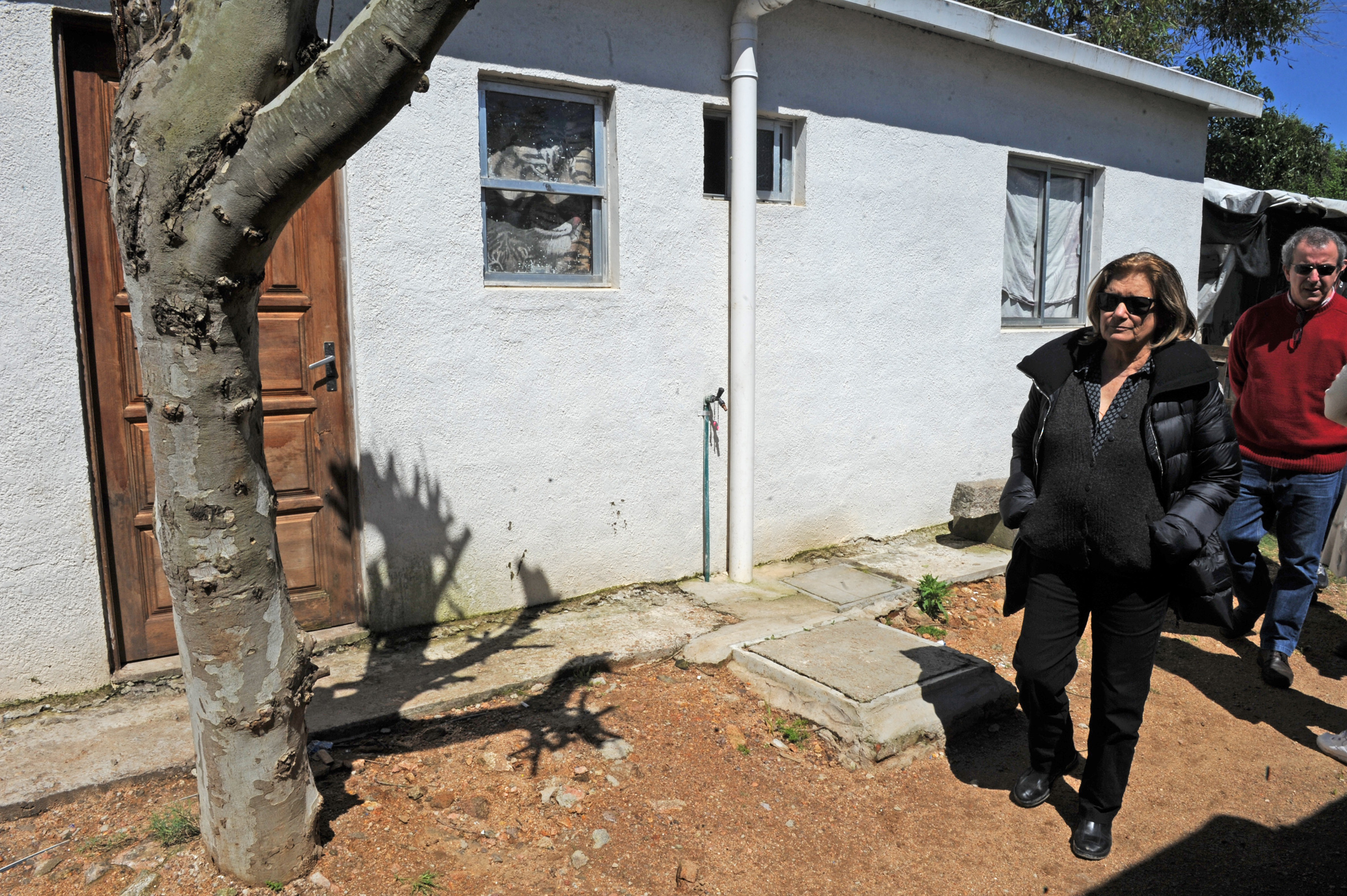Ministra de Vivienda, Eneida de León, y Cecilia Cairo, del Plan de Mejoramiento de Barrios, inauguraron 16 intervenciones en Melo