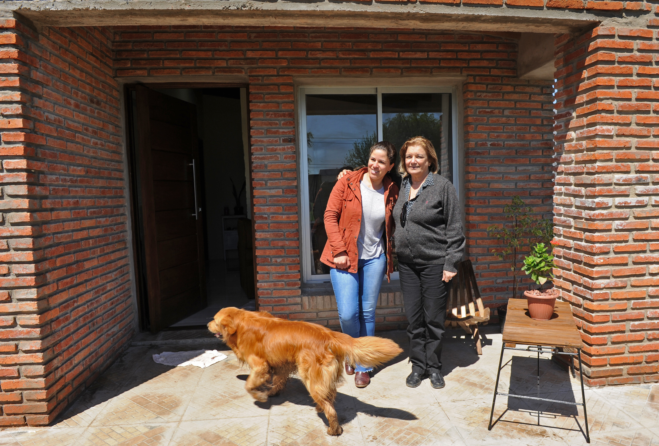 Ministra Eneida de León y autoridades del Ministerio de Vivienda recorrieron el departamento de Cerro Largo
