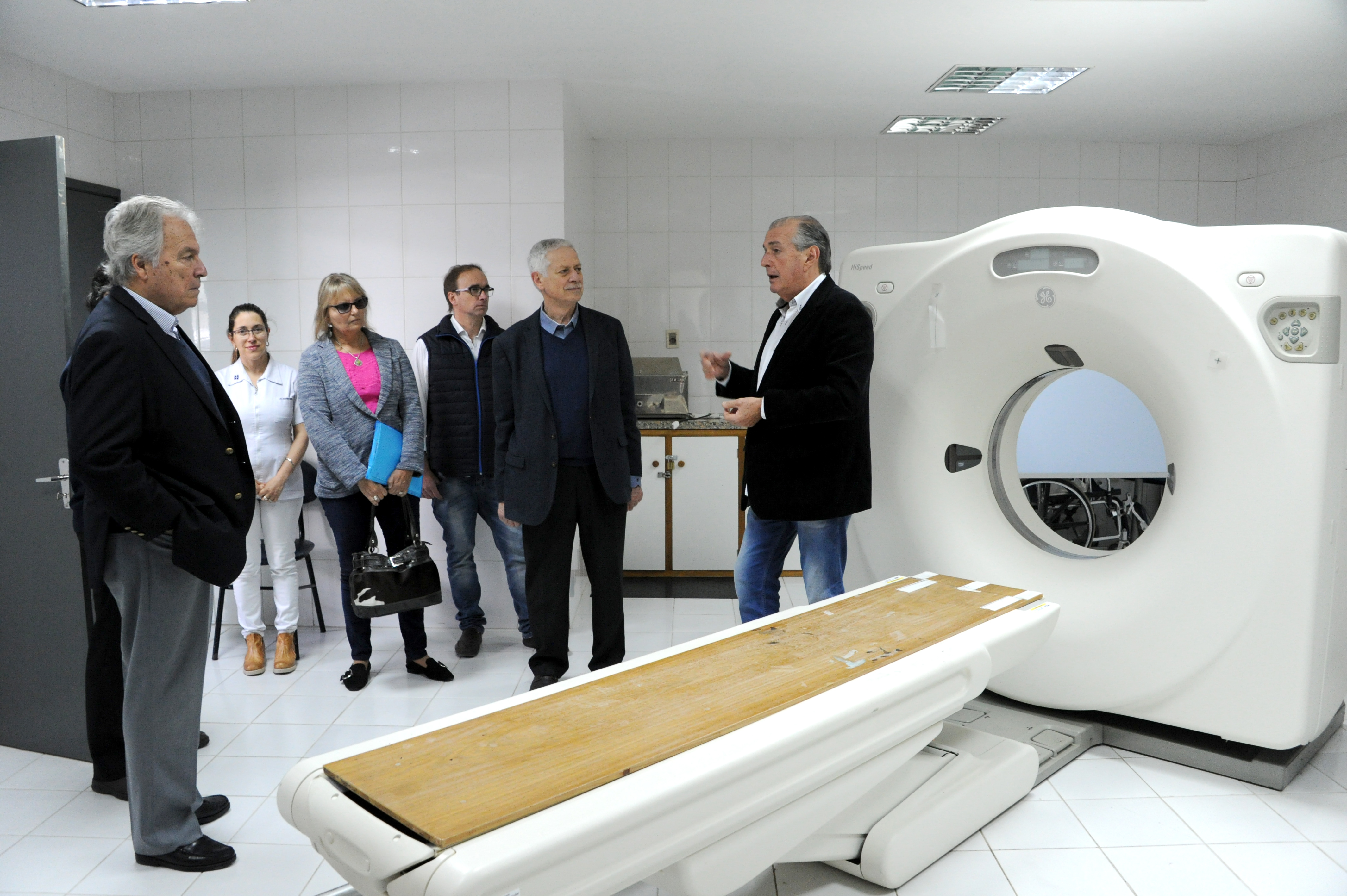 Ministro Jorge Basso visitó hospital de Tacuarembó